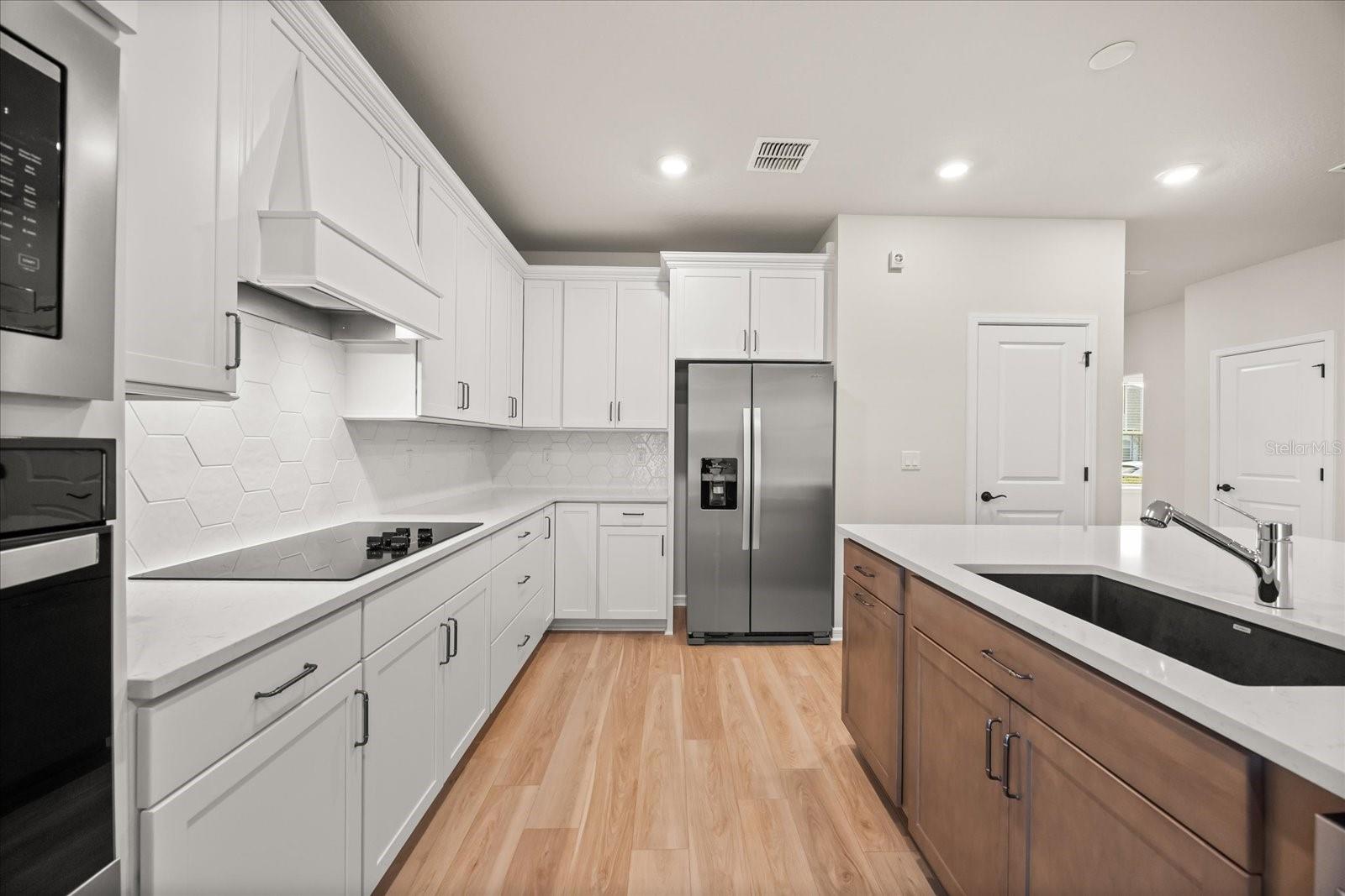 Image 4 of 34 For 3032 Prospect Trail