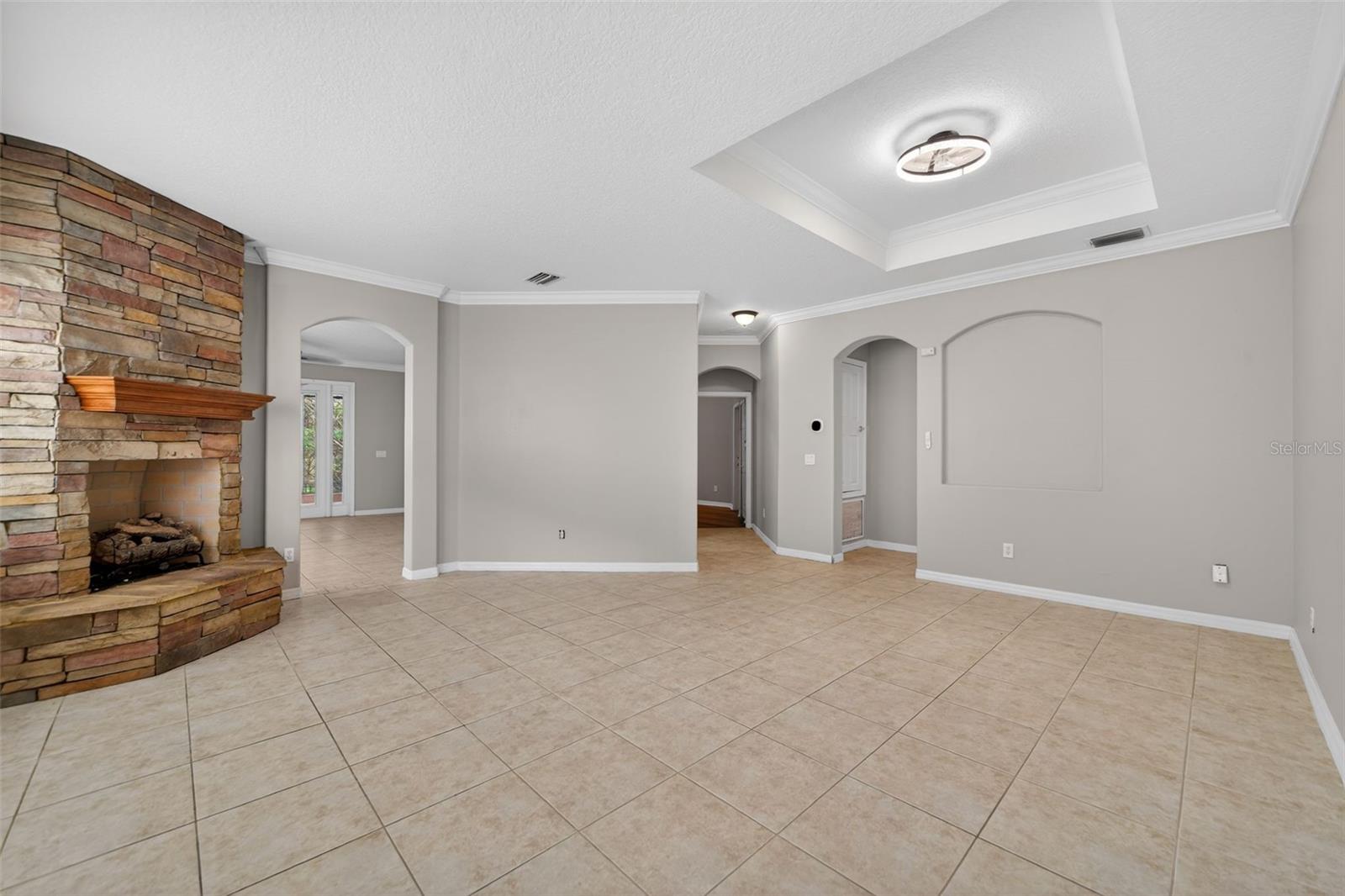 Image 12 of 24 For 4049 Heirloom Rose Place