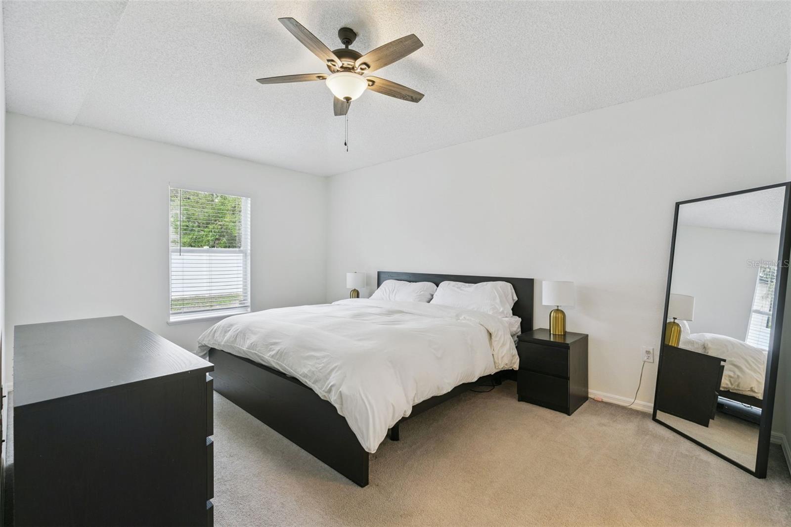 Image 9 of 22 For 4210 Iveyglen Avenue