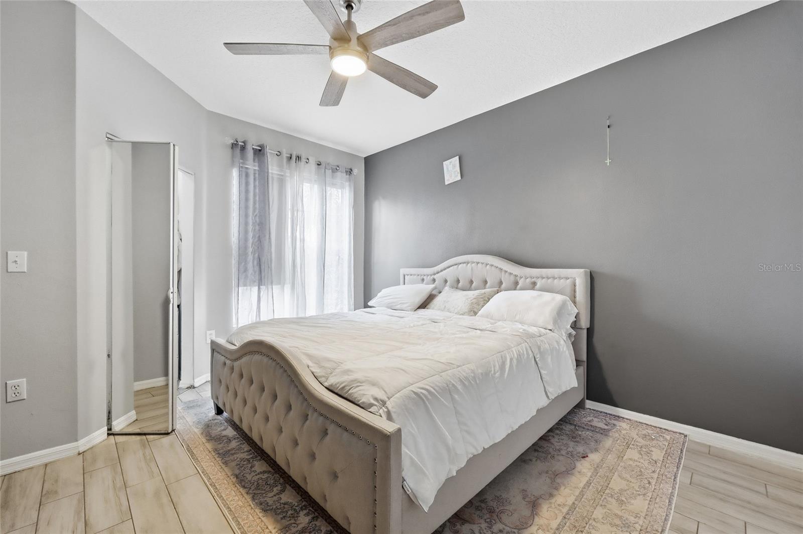 Image 17 of 20 For 5518 Metrowest Boulevard 11-104