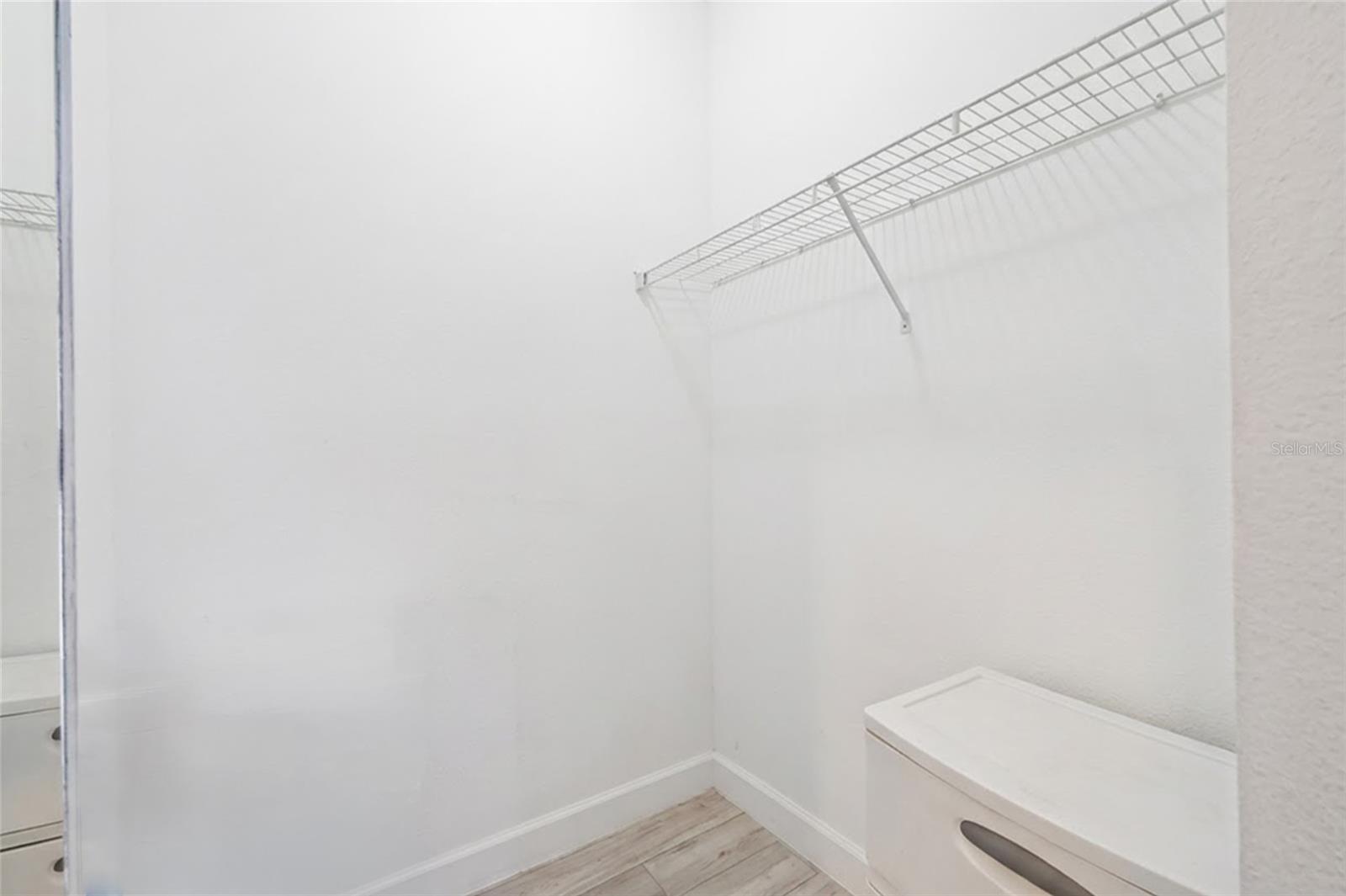 Image 19 of 20 For 5518 Metrowest Boulevard 11-104