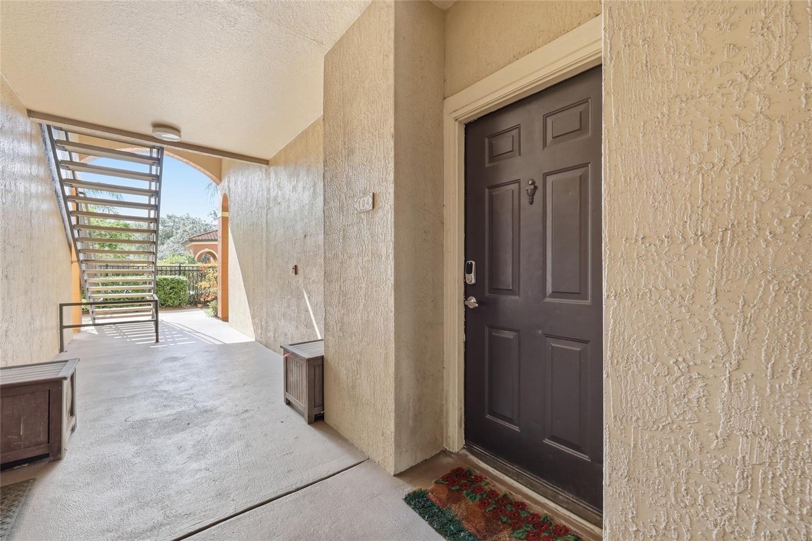 Image 5 of 20 For 5518 Metrowest Boulevard 11-104