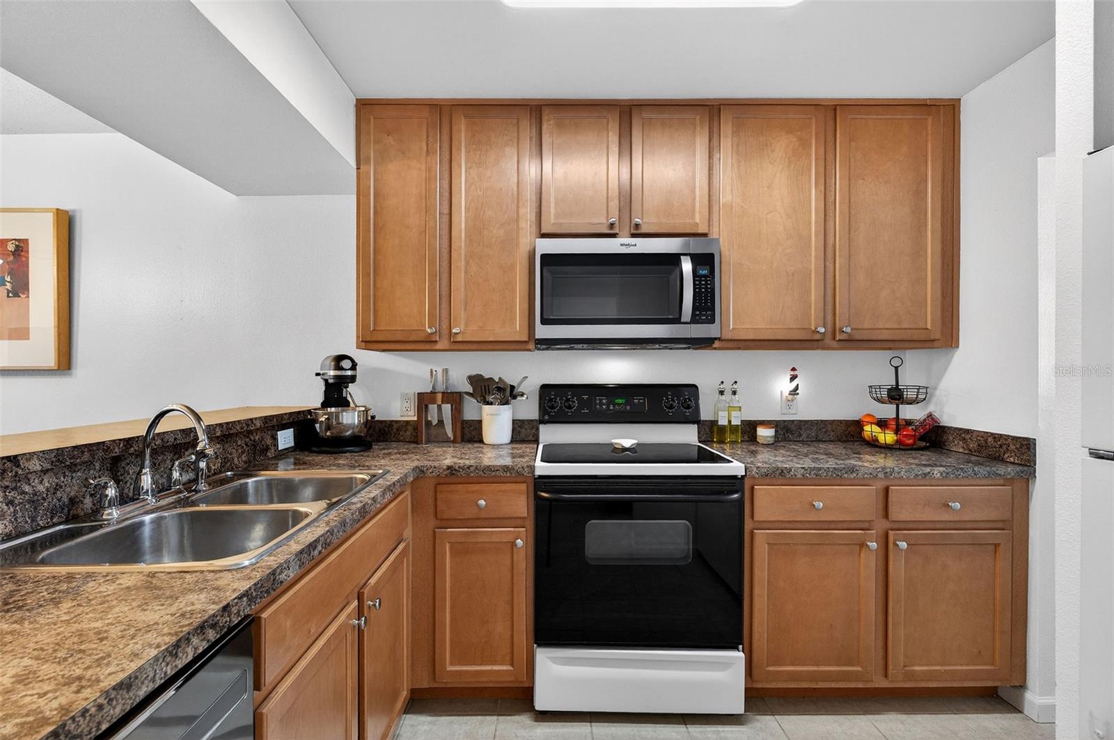 Image 8 of 30 For 3004 Plaza Terrace Drive 3004