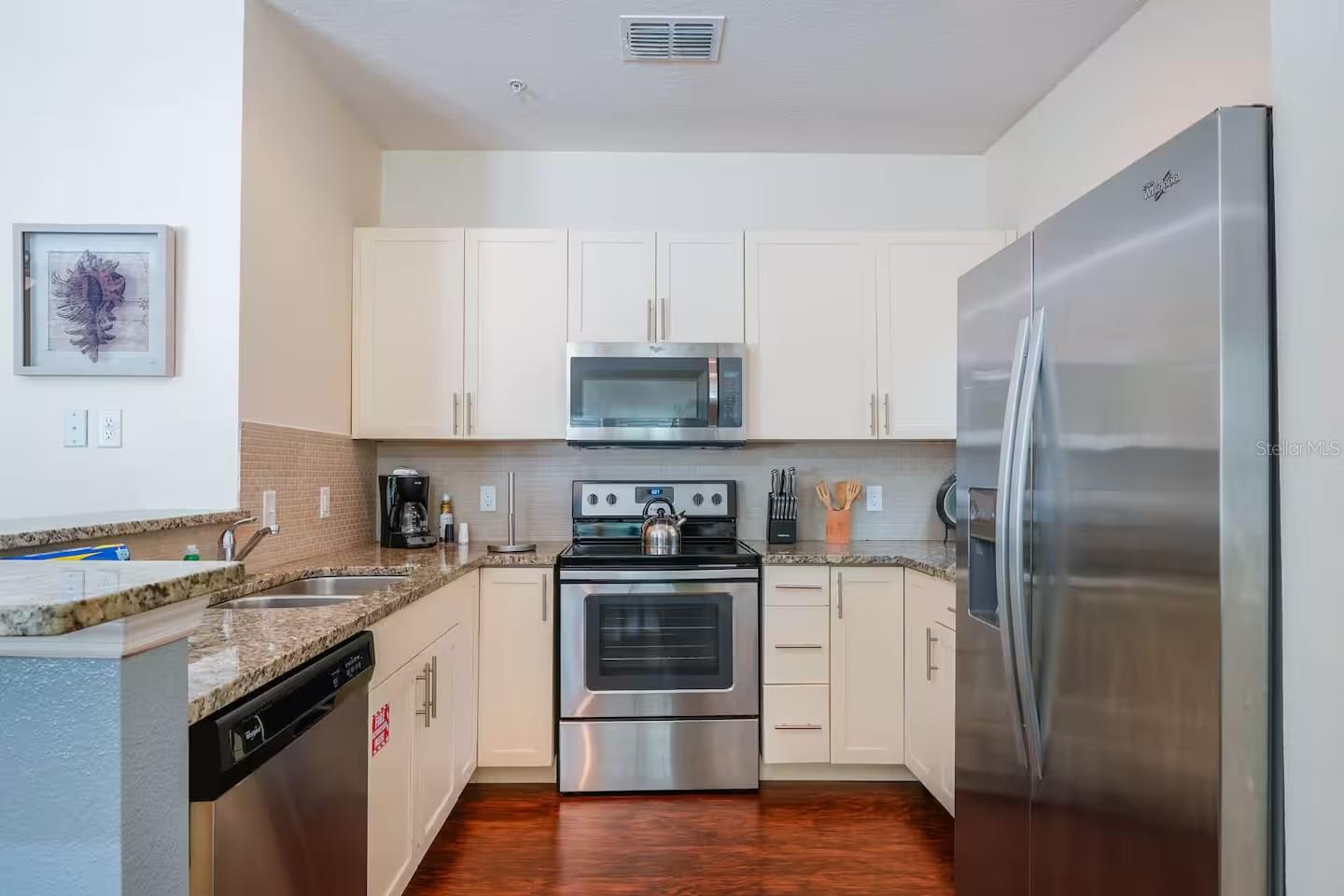 Image 6 of 44 For 3201 Gold Lane