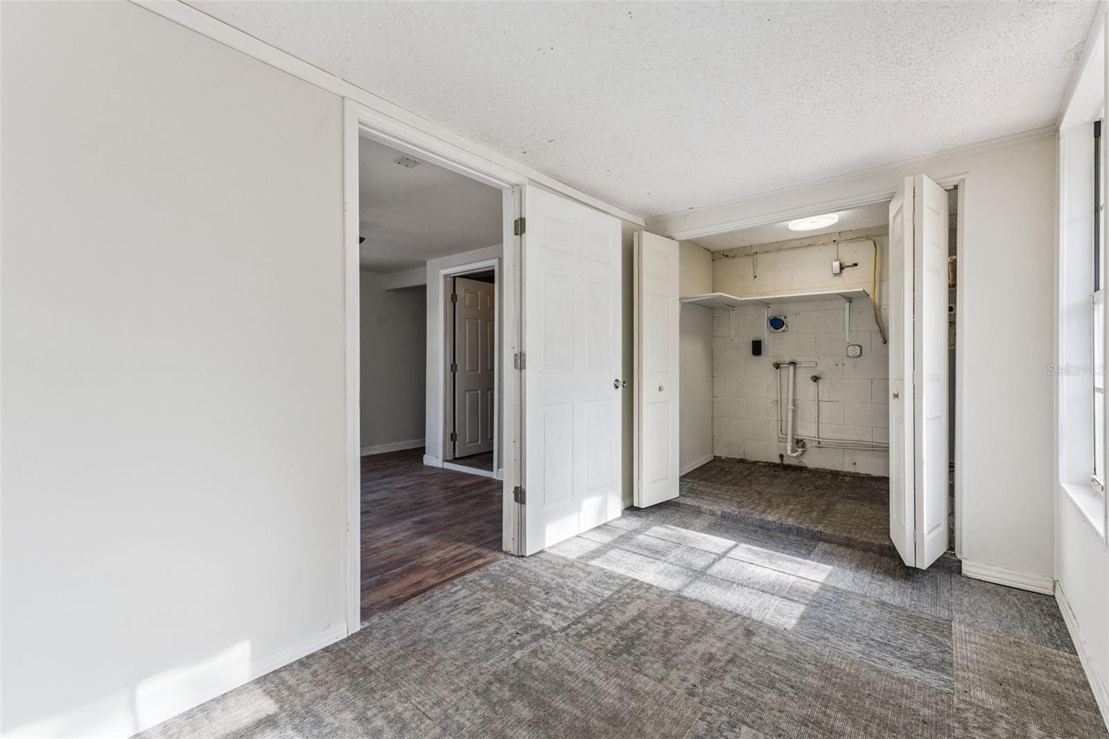 Image 15 of 24 For 205 Oakland Avenue