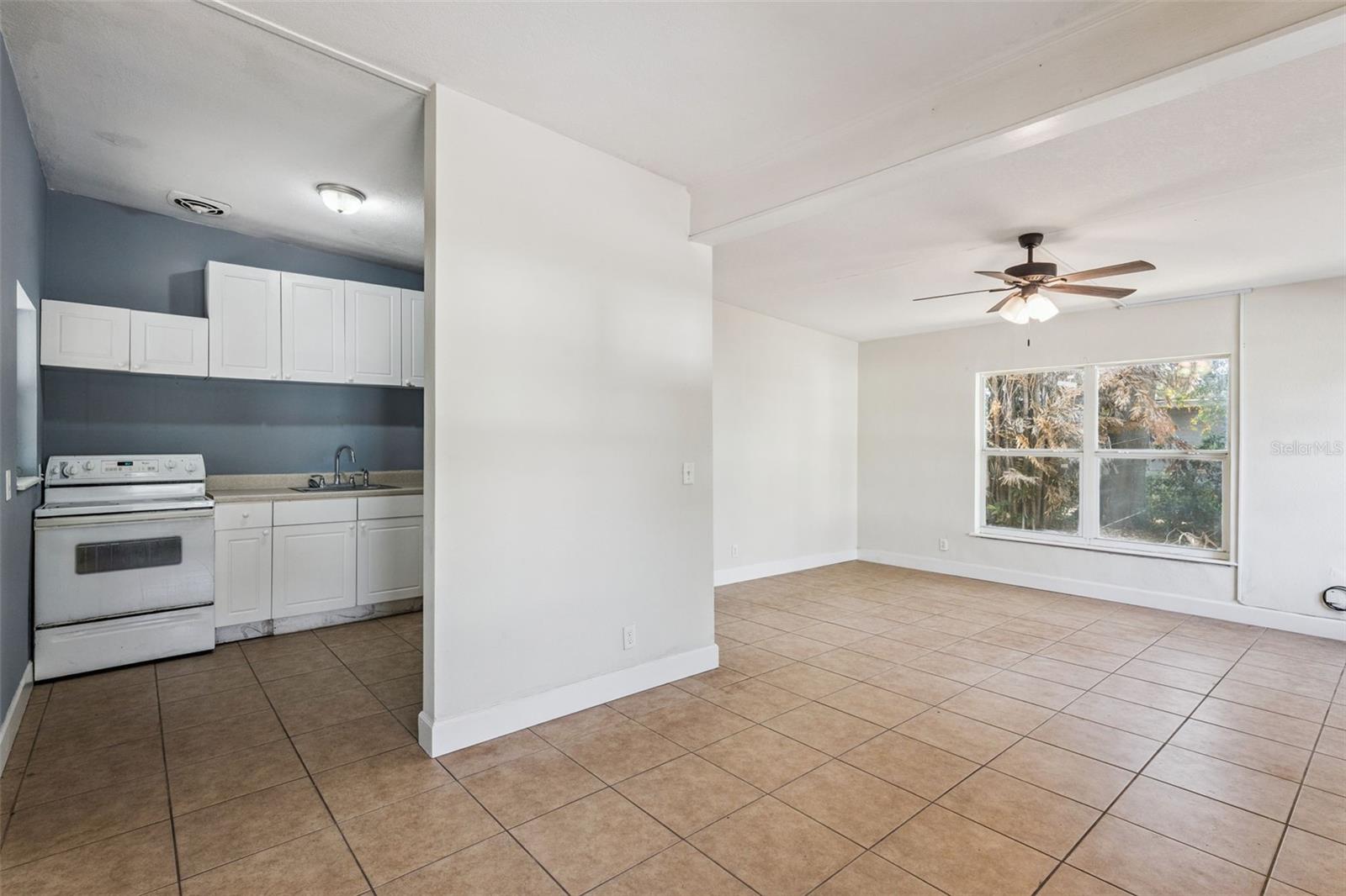 Image 17 of 24 For 205 Oakland Avenue