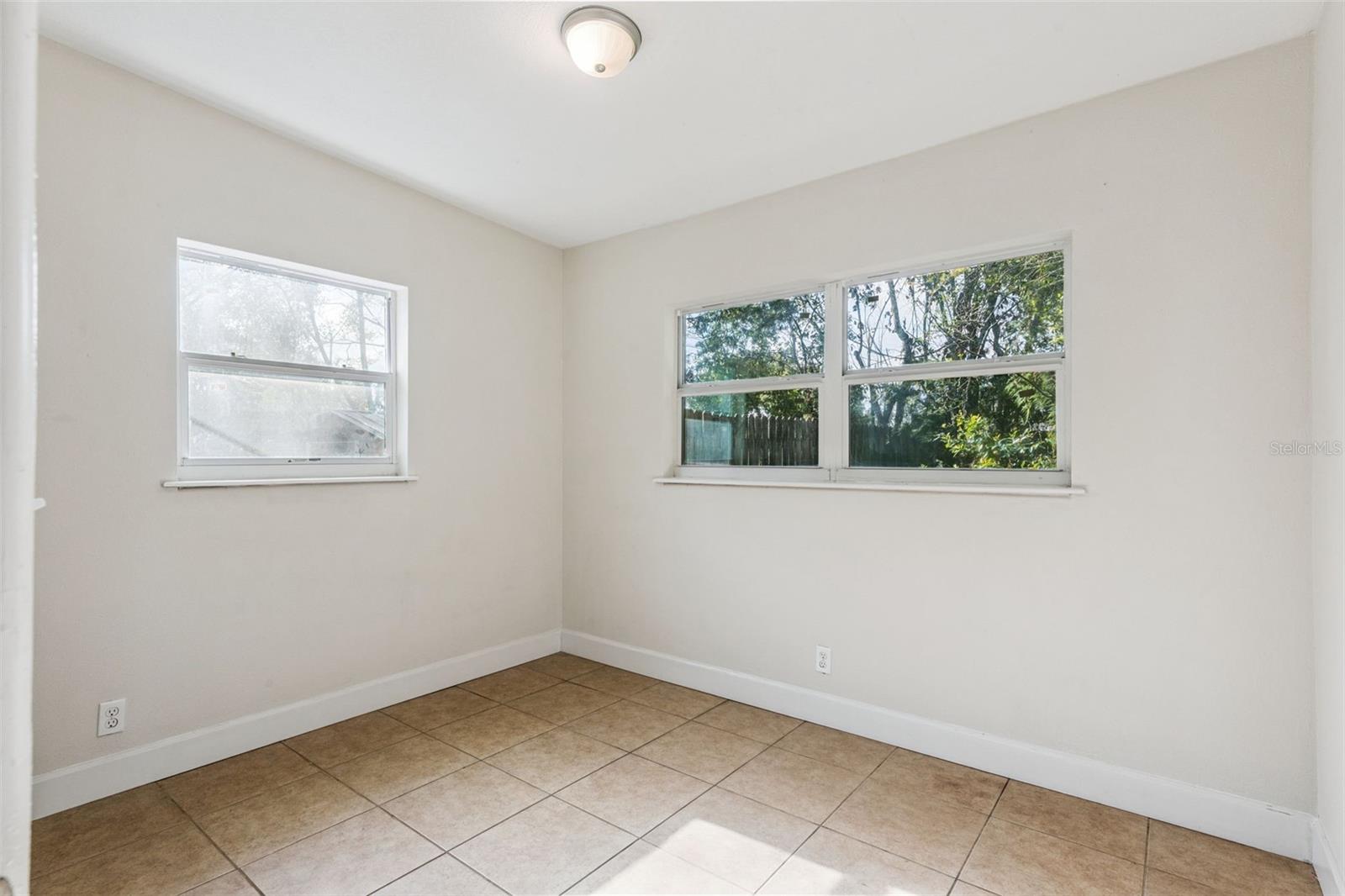 Image 9 of 24 For 205 Oakland Avenue