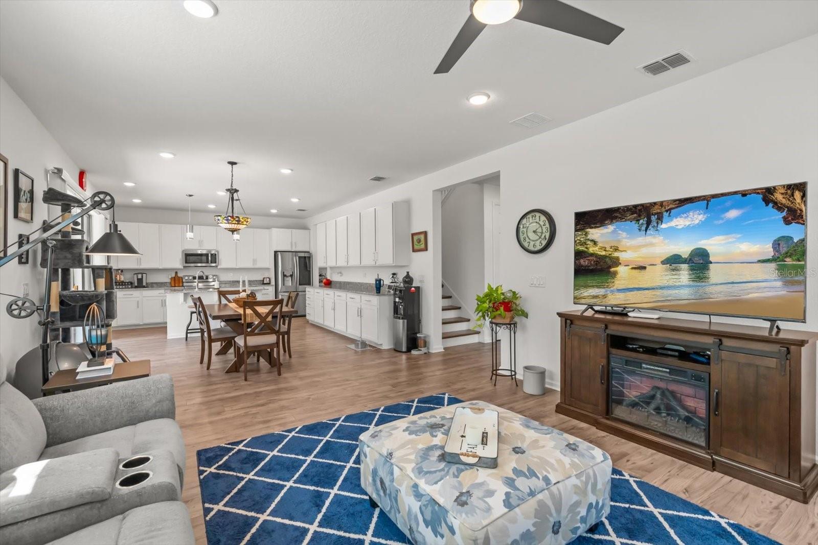 Image 12 of 50 For 10260 Spring Lake Drive