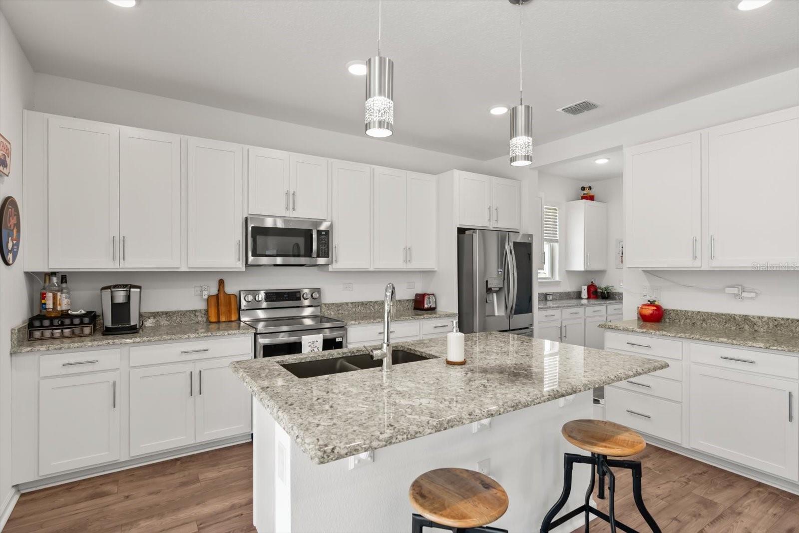 Image 14 of 50 For 10260 Spring Lake Drive