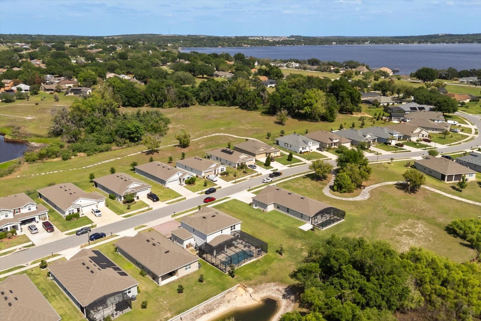 Image 36 of 50 For 10260 Spring Lake Drive