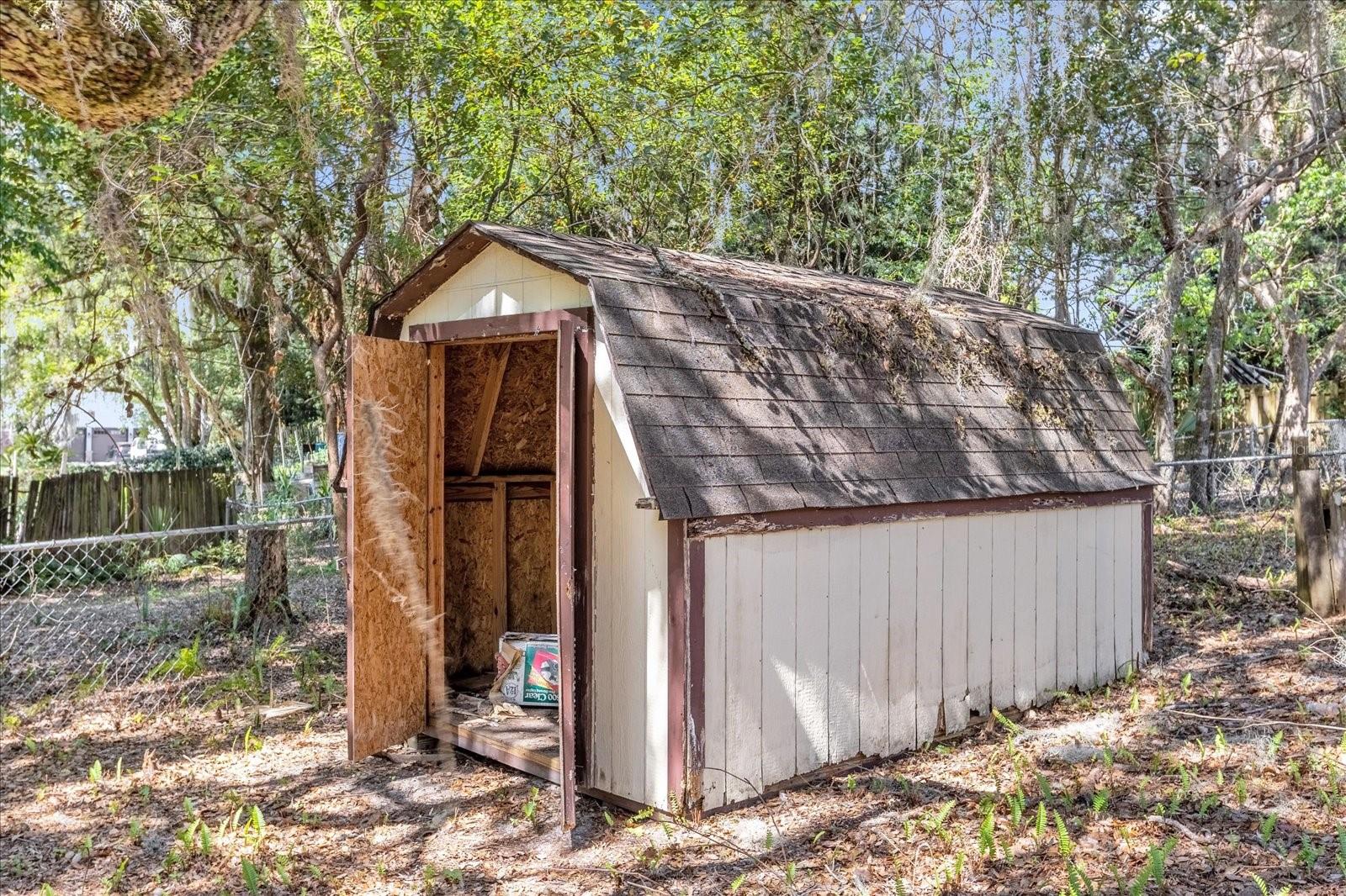 Image 30 of 35 For 1610 Glenwood Road