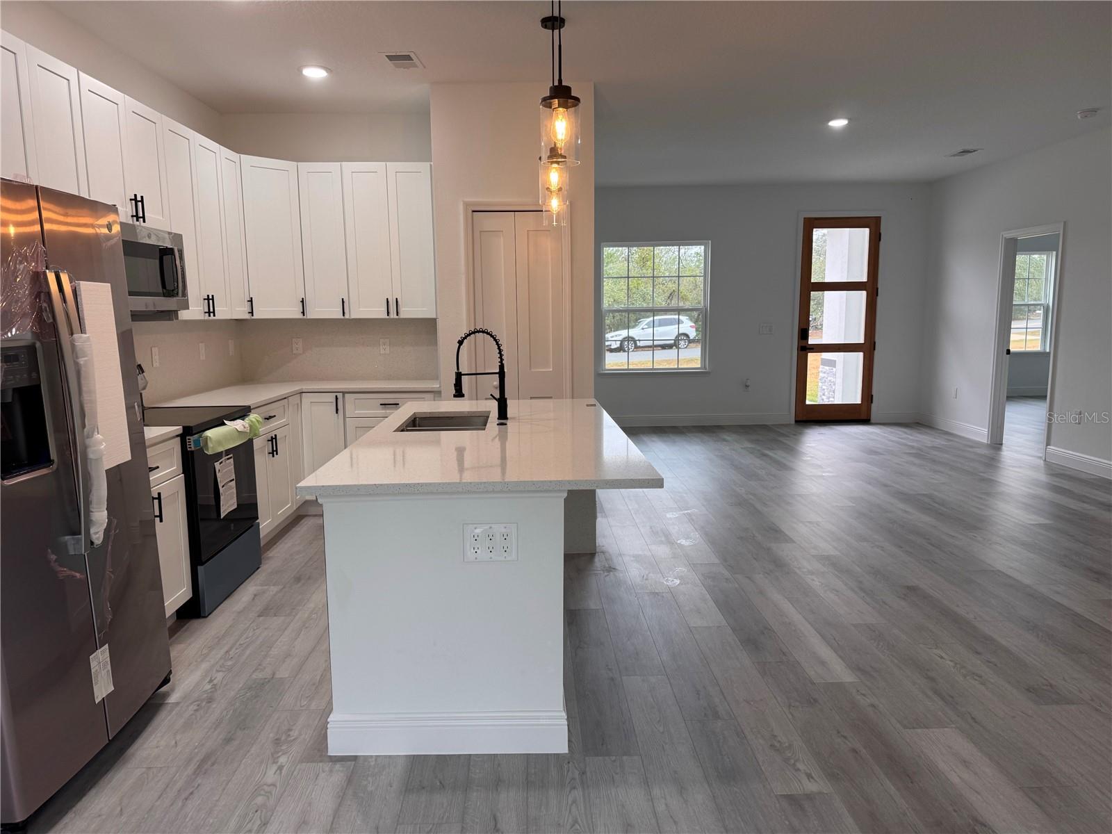 Image 7 of 33 For 4875 159th Lane Road