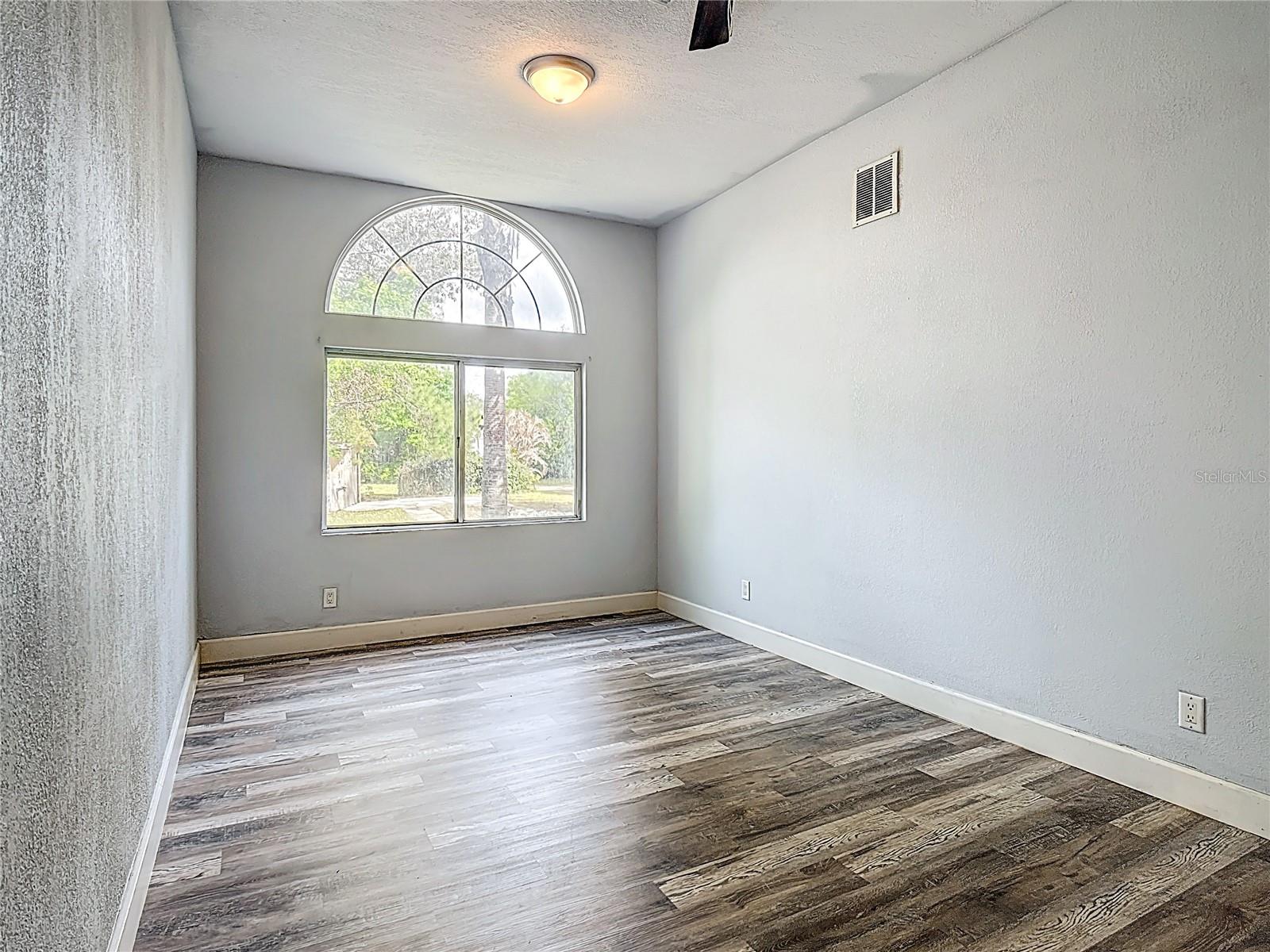 Image 21 of 51 For 9010 Concord Road