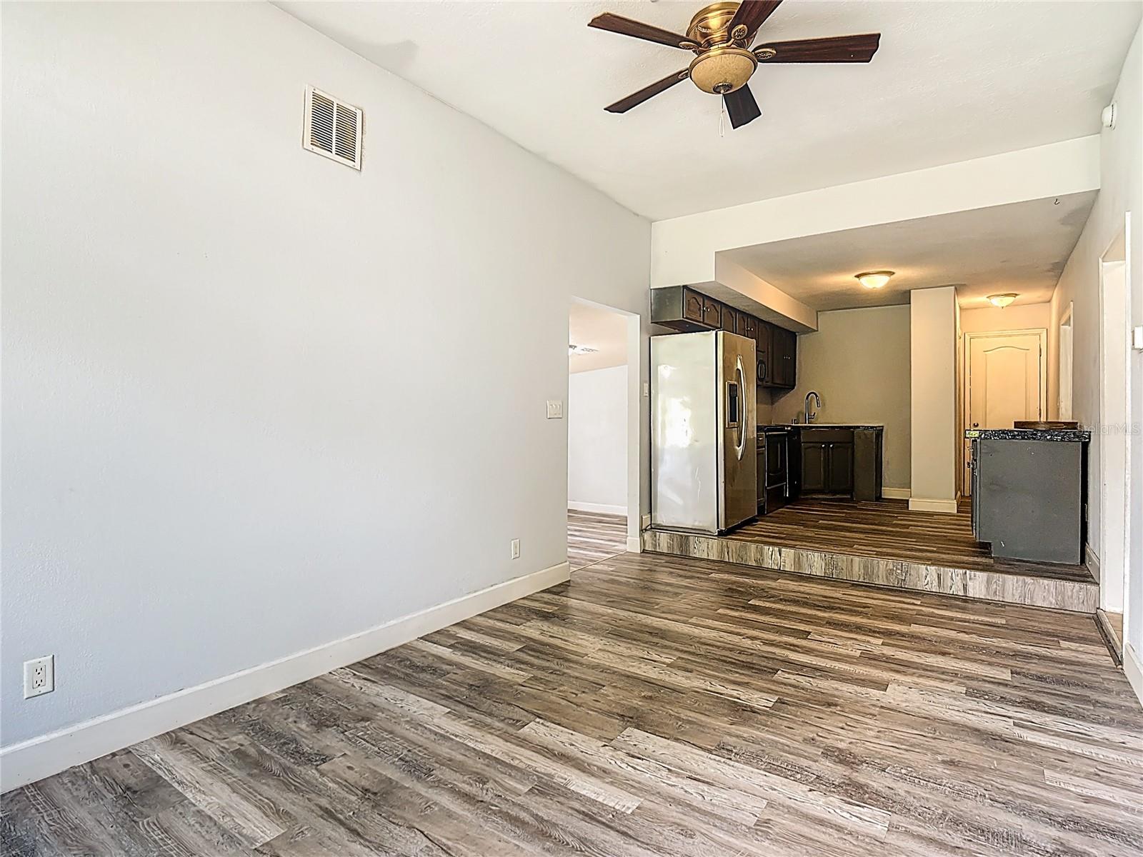 Image 22 of 51 For 9010 Concord Road