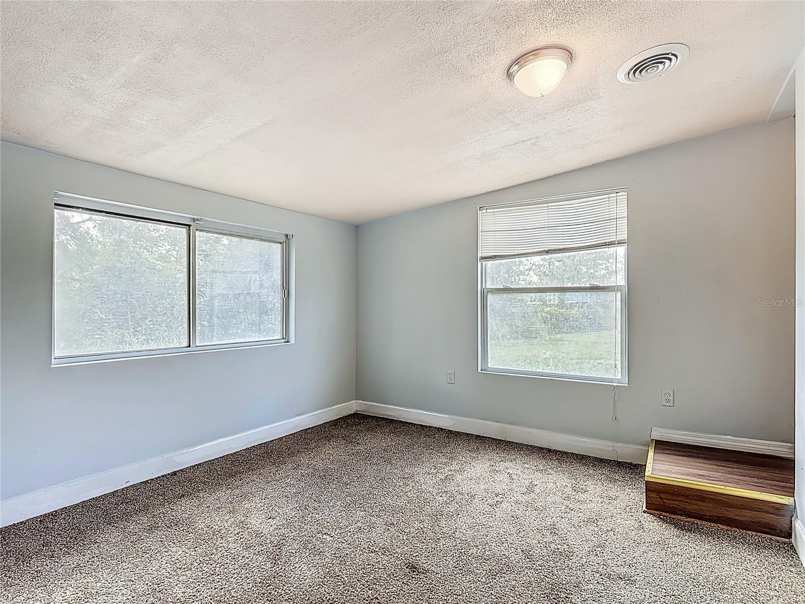 Image 28 of 51 For 9010 Concord Road