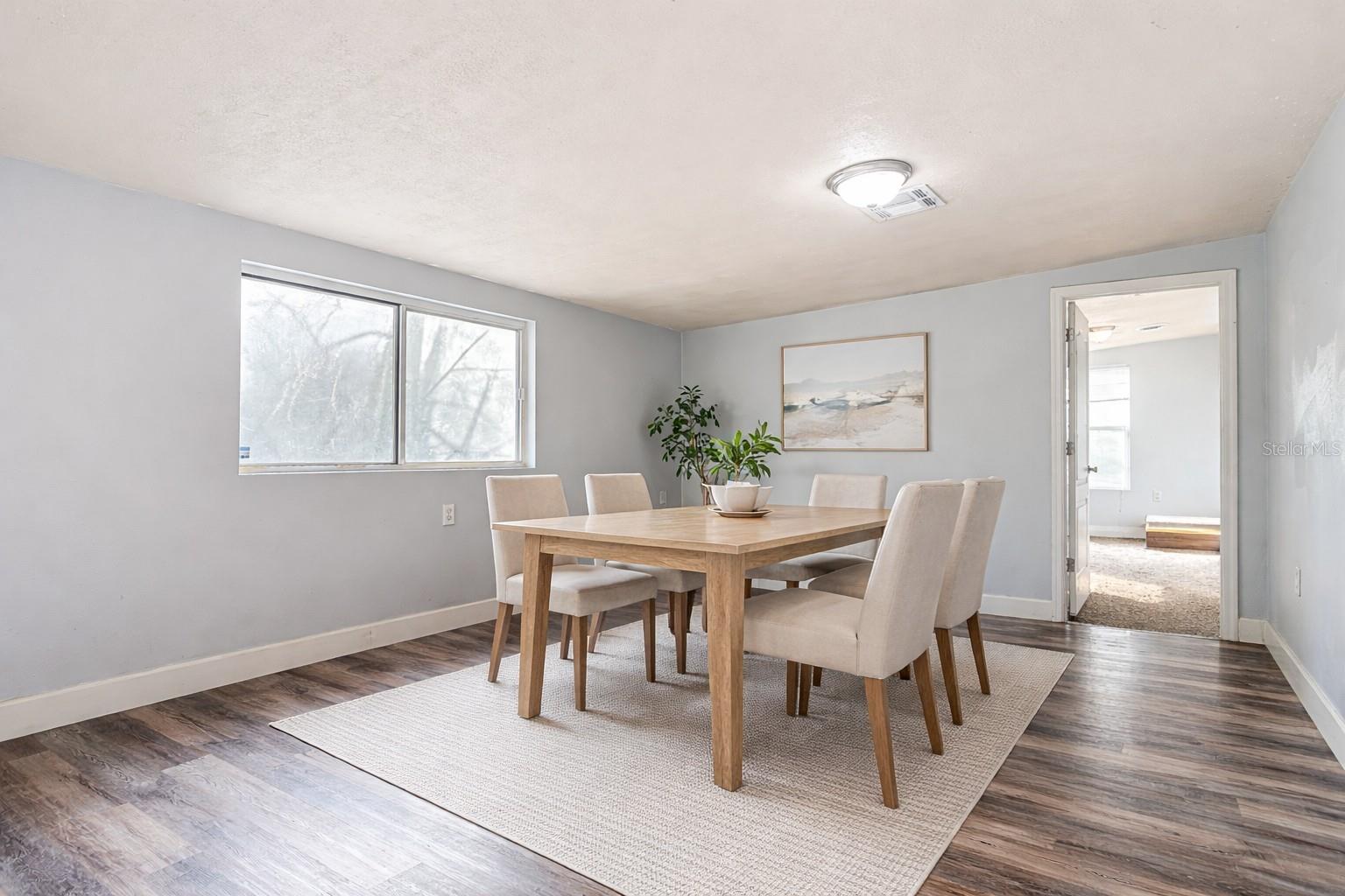 Image 4 of 51 For 9010 Concord Road