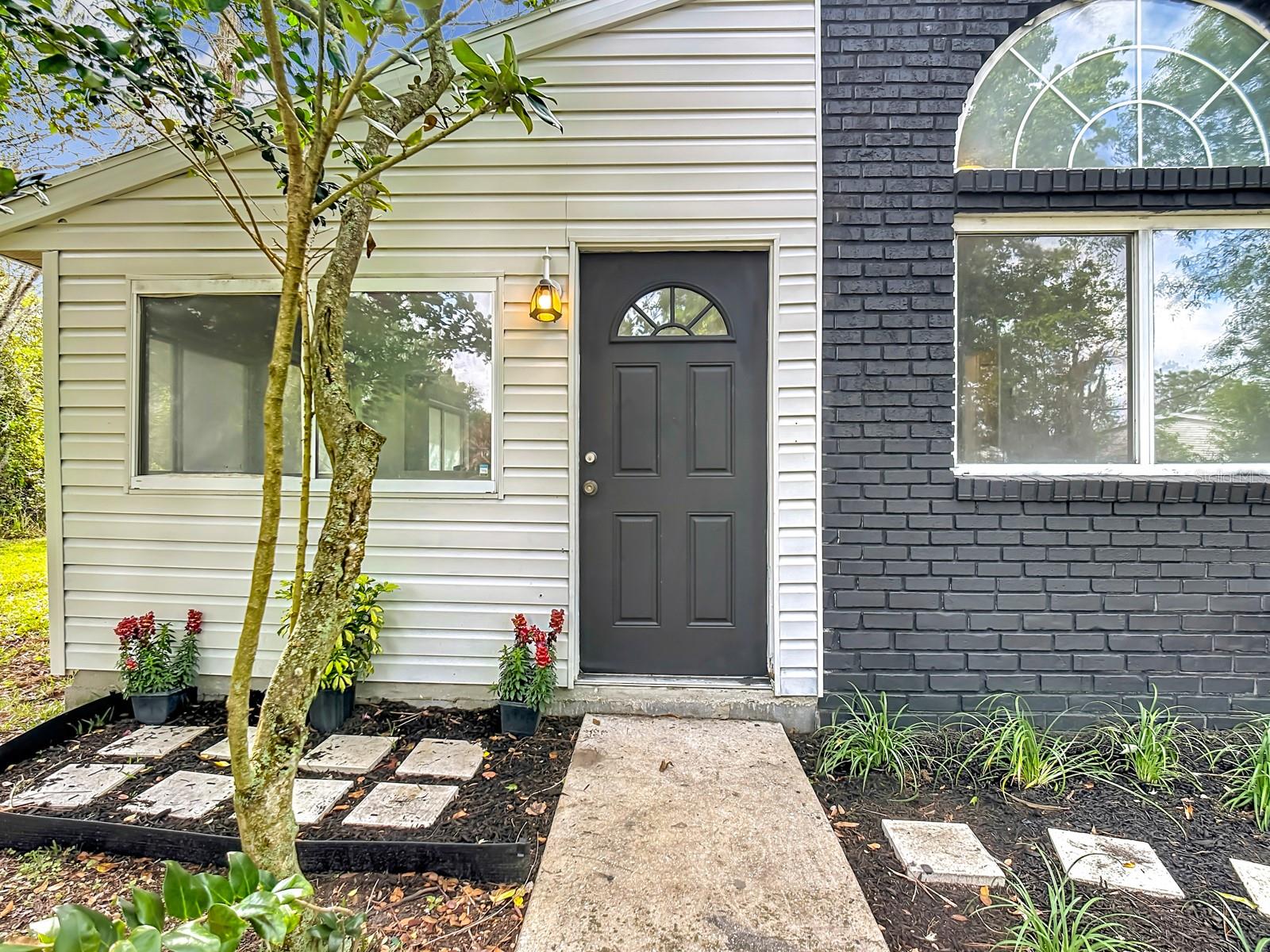 Image 8 of 51 For 9010 Concord Road