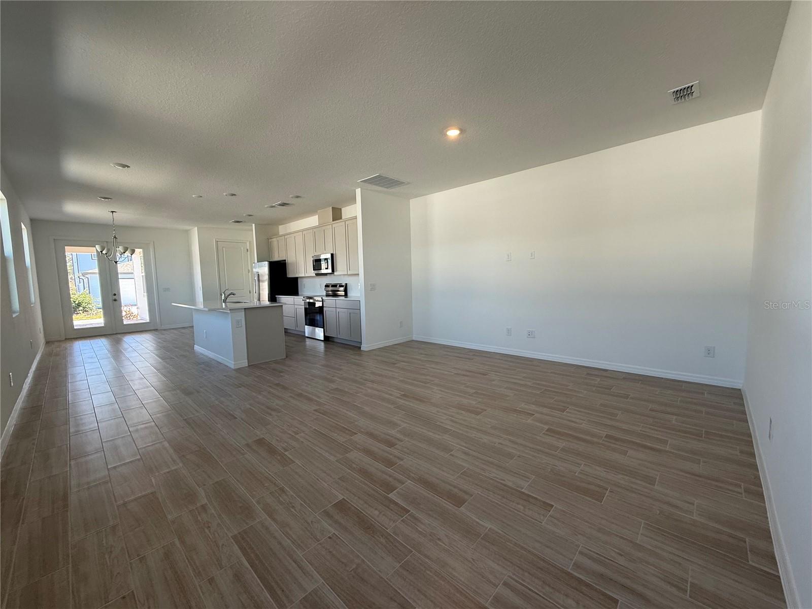 Image 4 of 23 For 17651 Japonica Bloom Drive