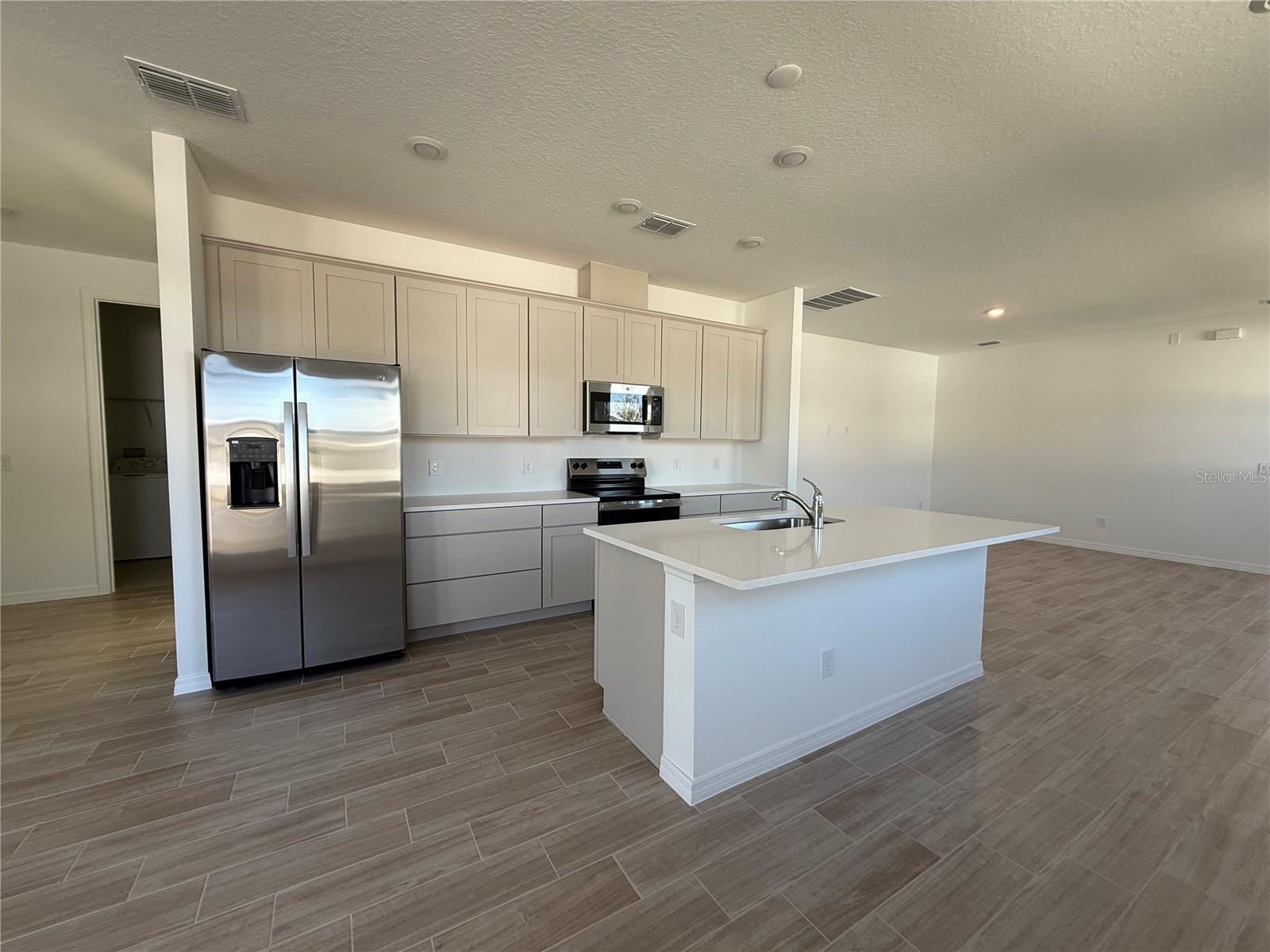 Image 9 of 23 For 17651 Japonica Bloom Drive