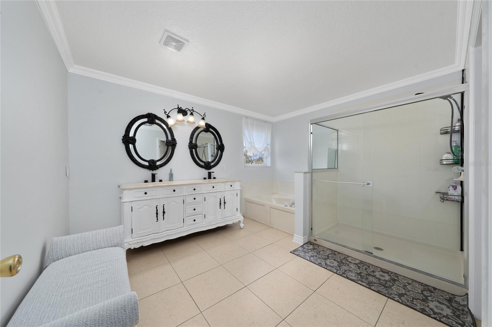 Image 33 of 42 For 2719 Star Grass Circle