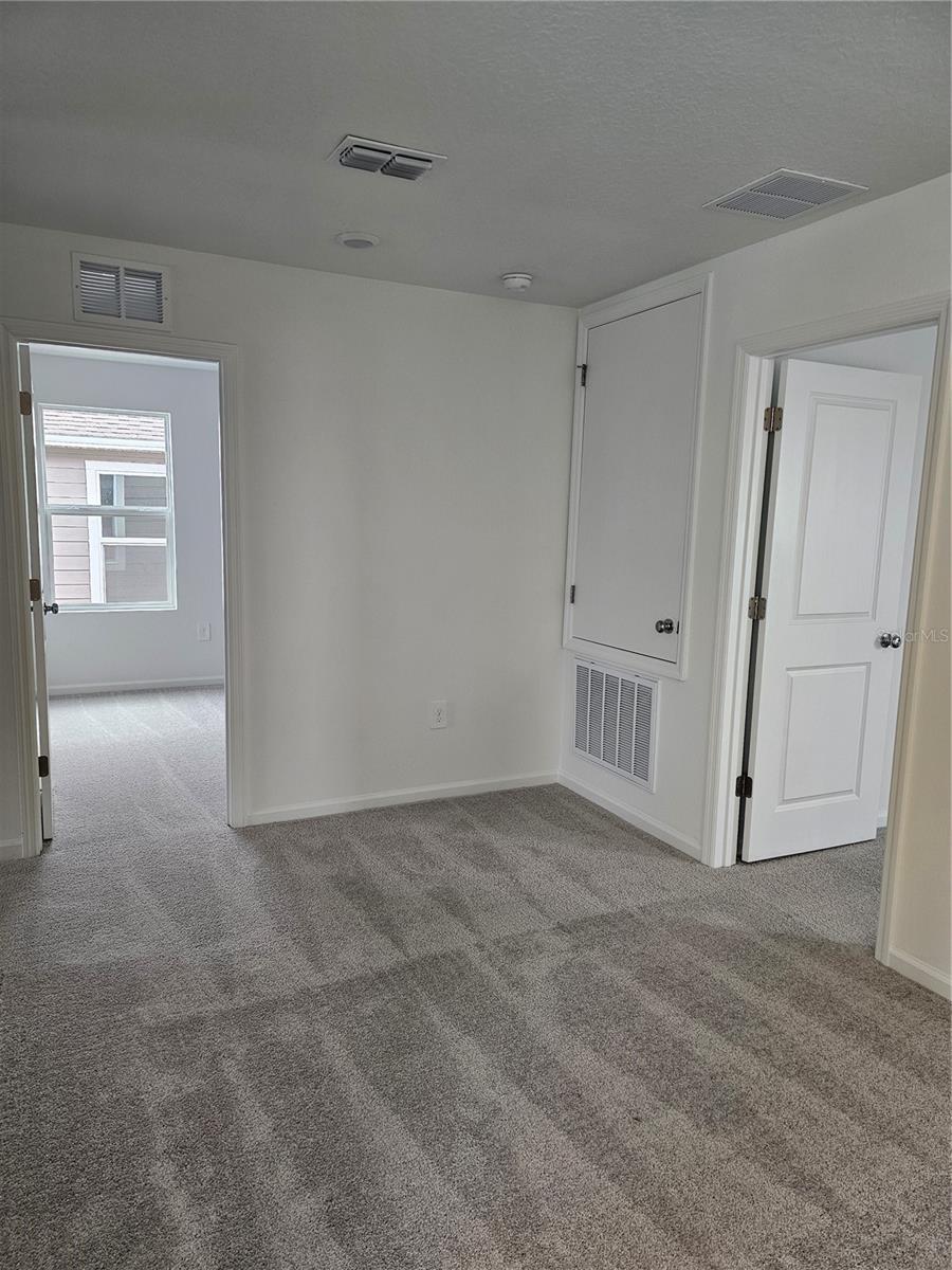 Image 14 of 35 For 3386 Alexander Dr