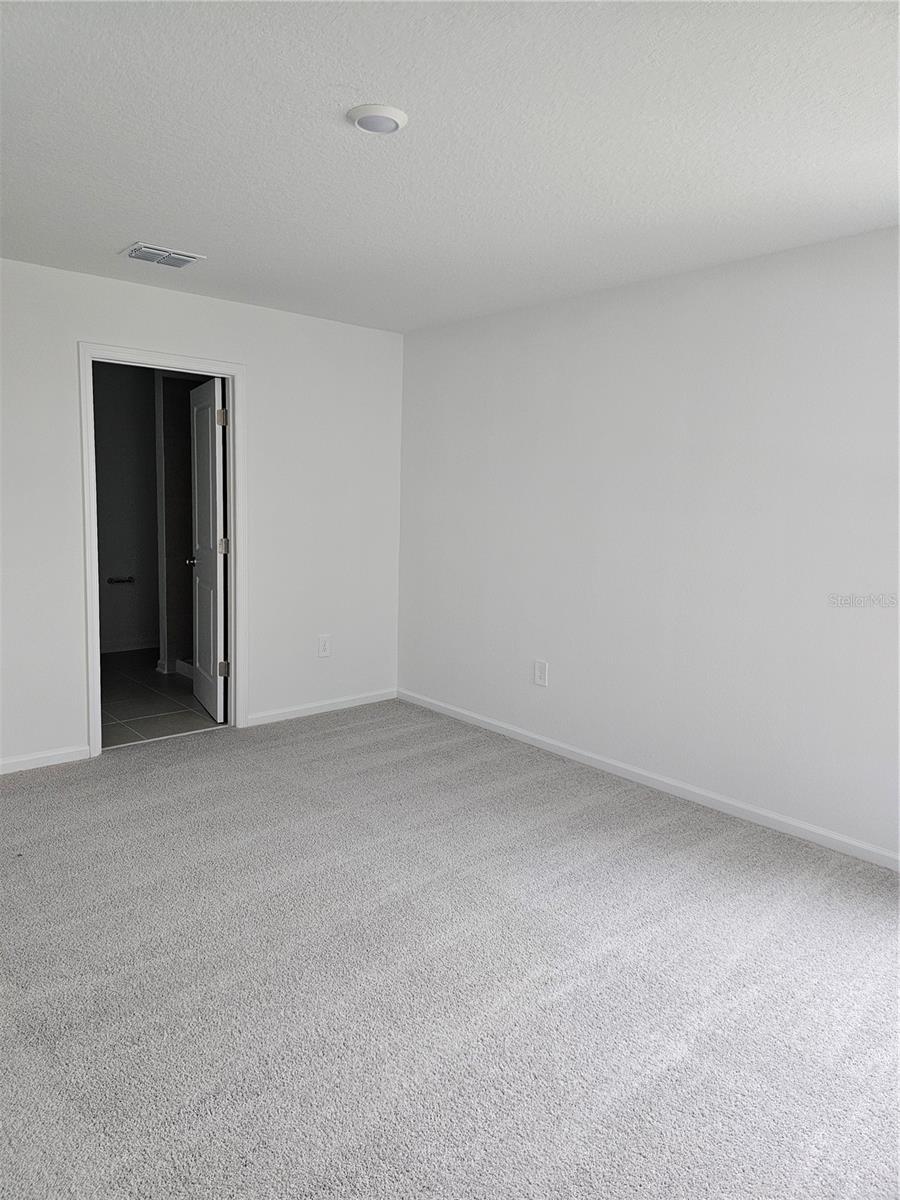 Image 16 of 35 For 3386 Alexander Dr