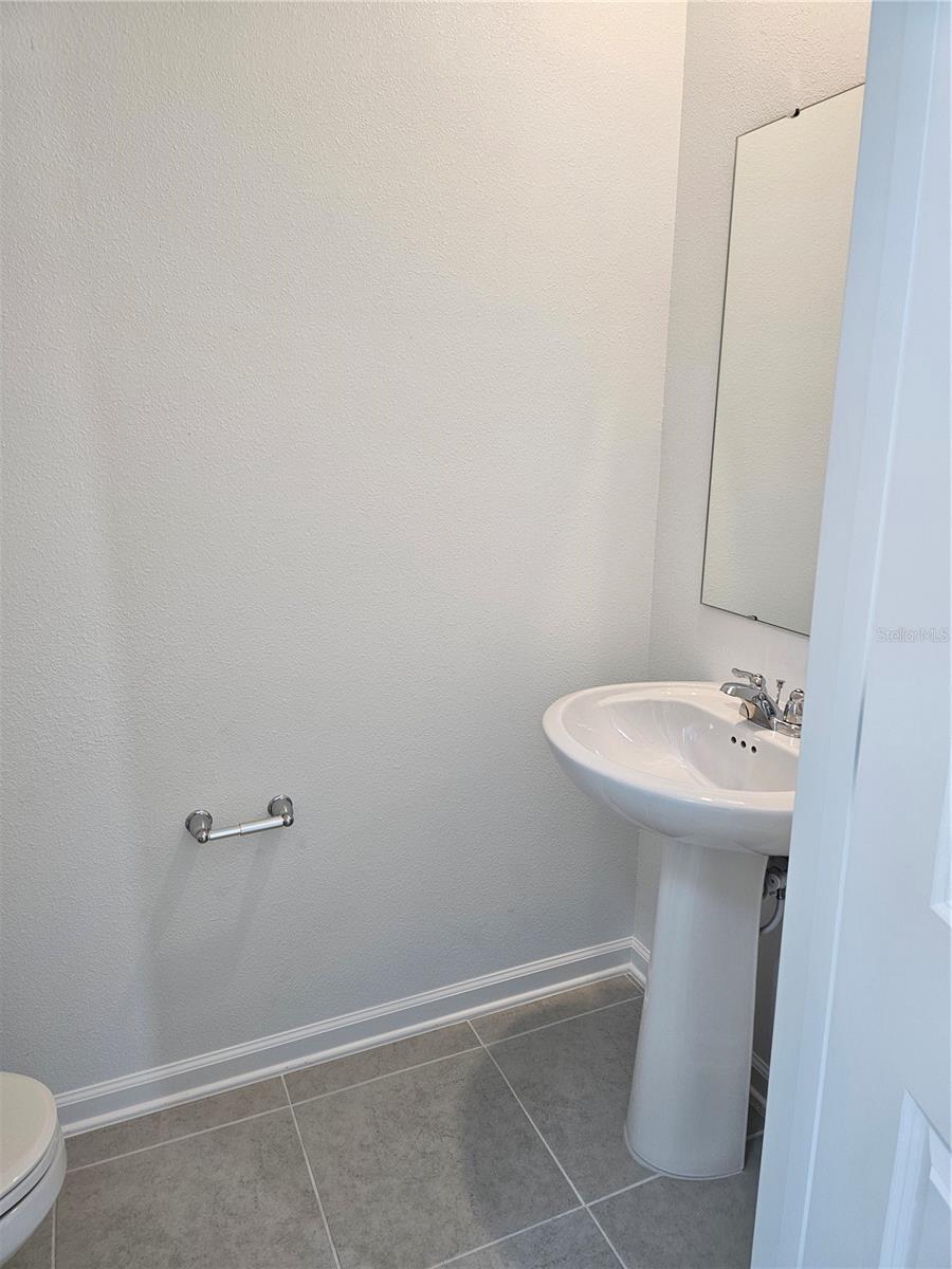 Image 4 of 35 For 3386 Alexander Dr