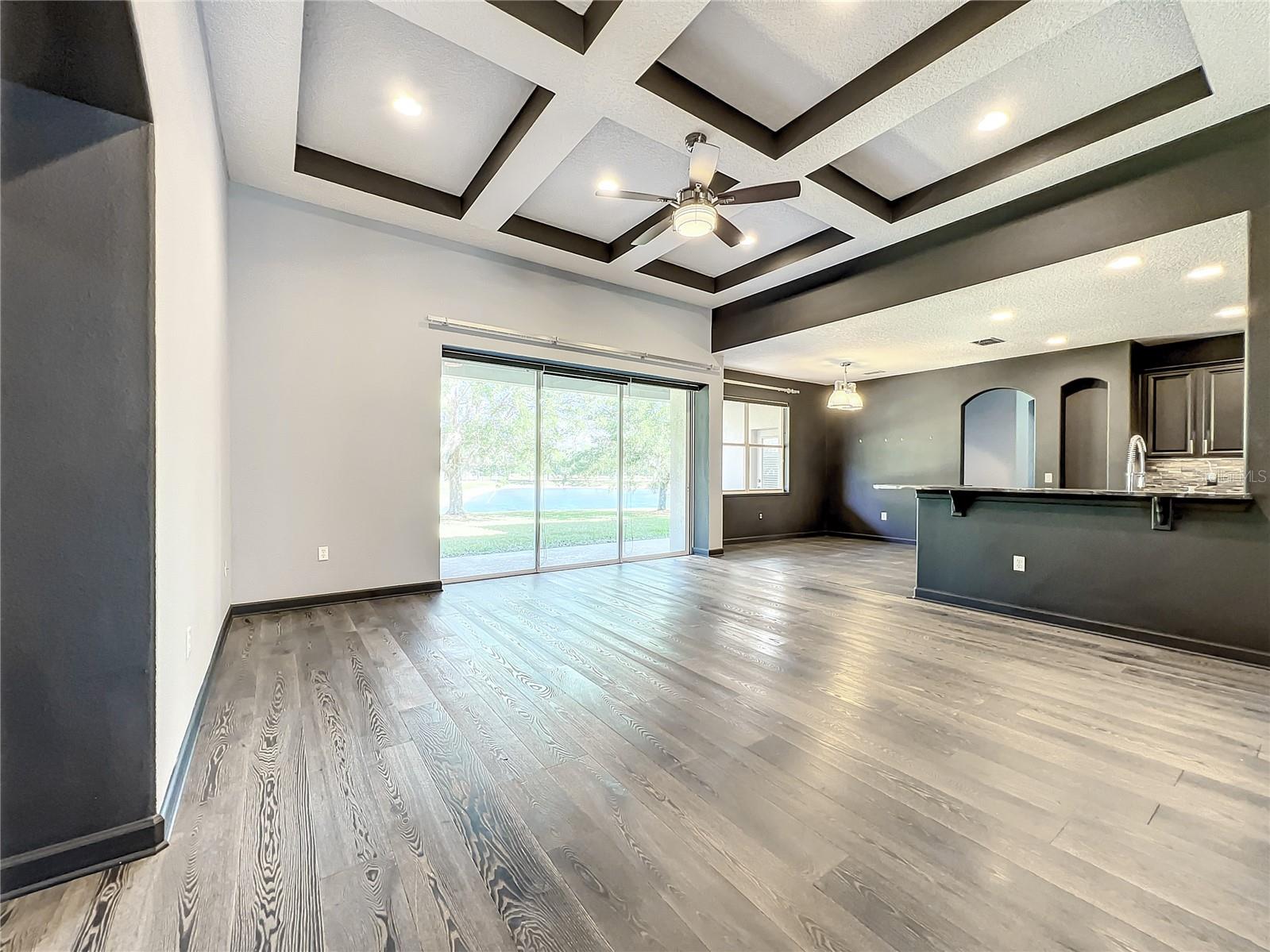 Image 18 of 73 For 10041 Oak Quarry Drive