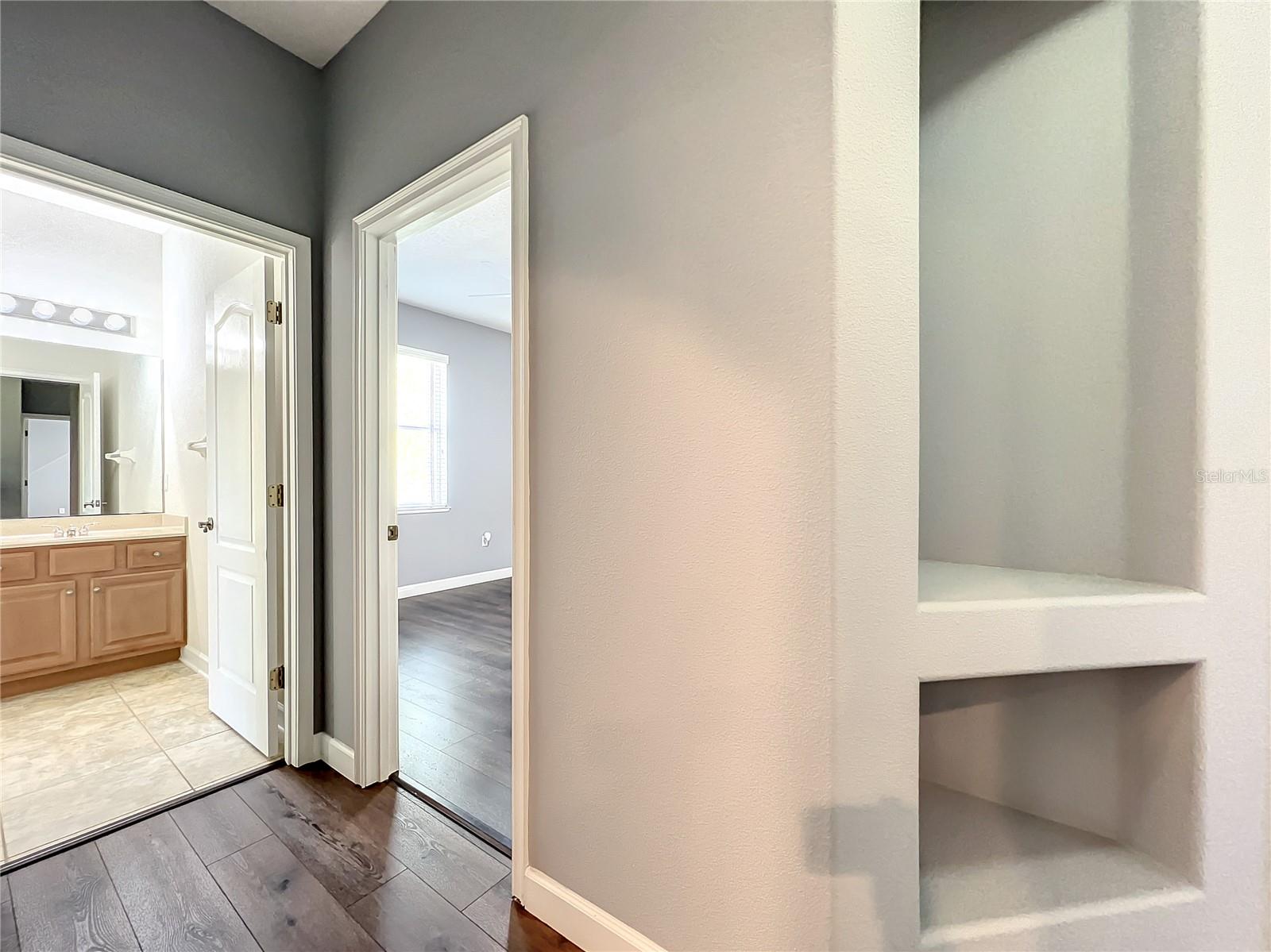 Image 34 of 73 For 10041 Oak Quarry Drive