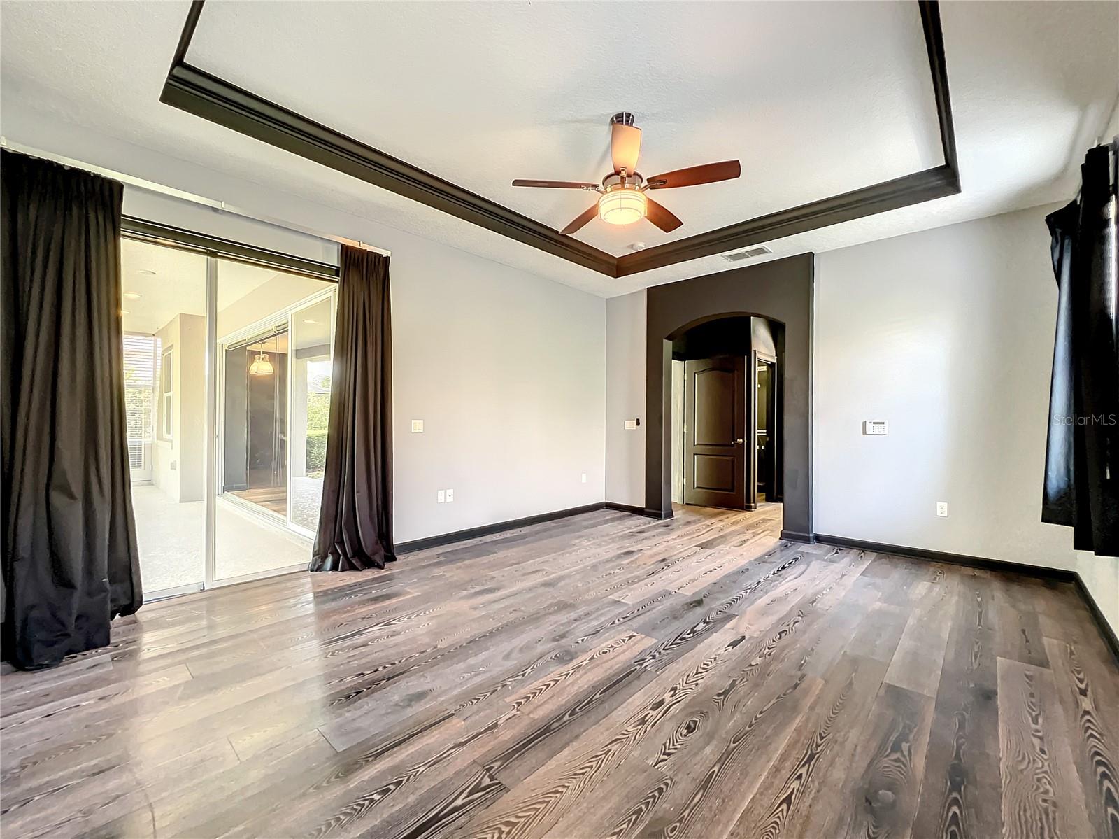 Image 42 of 73 For 10041 Oak Quarry Drive