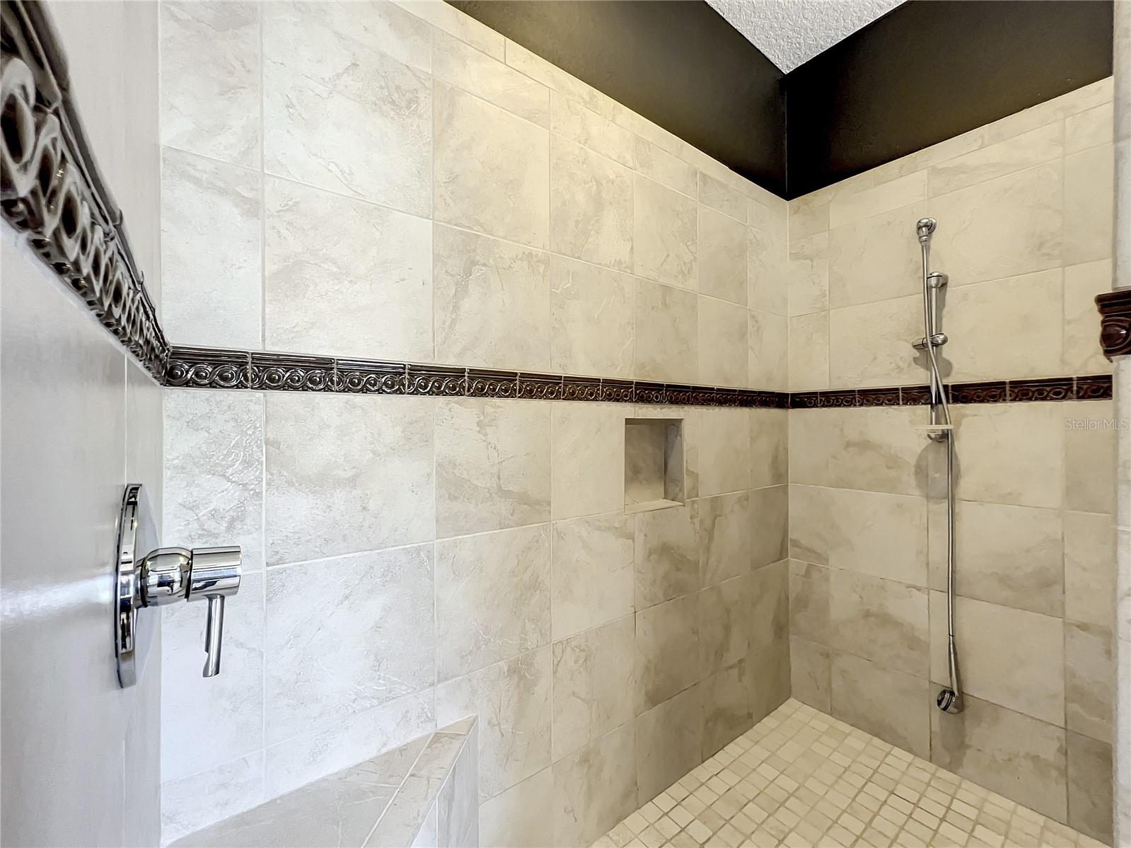 Image 47 of 73 For 10041 Oak Quarry Drive