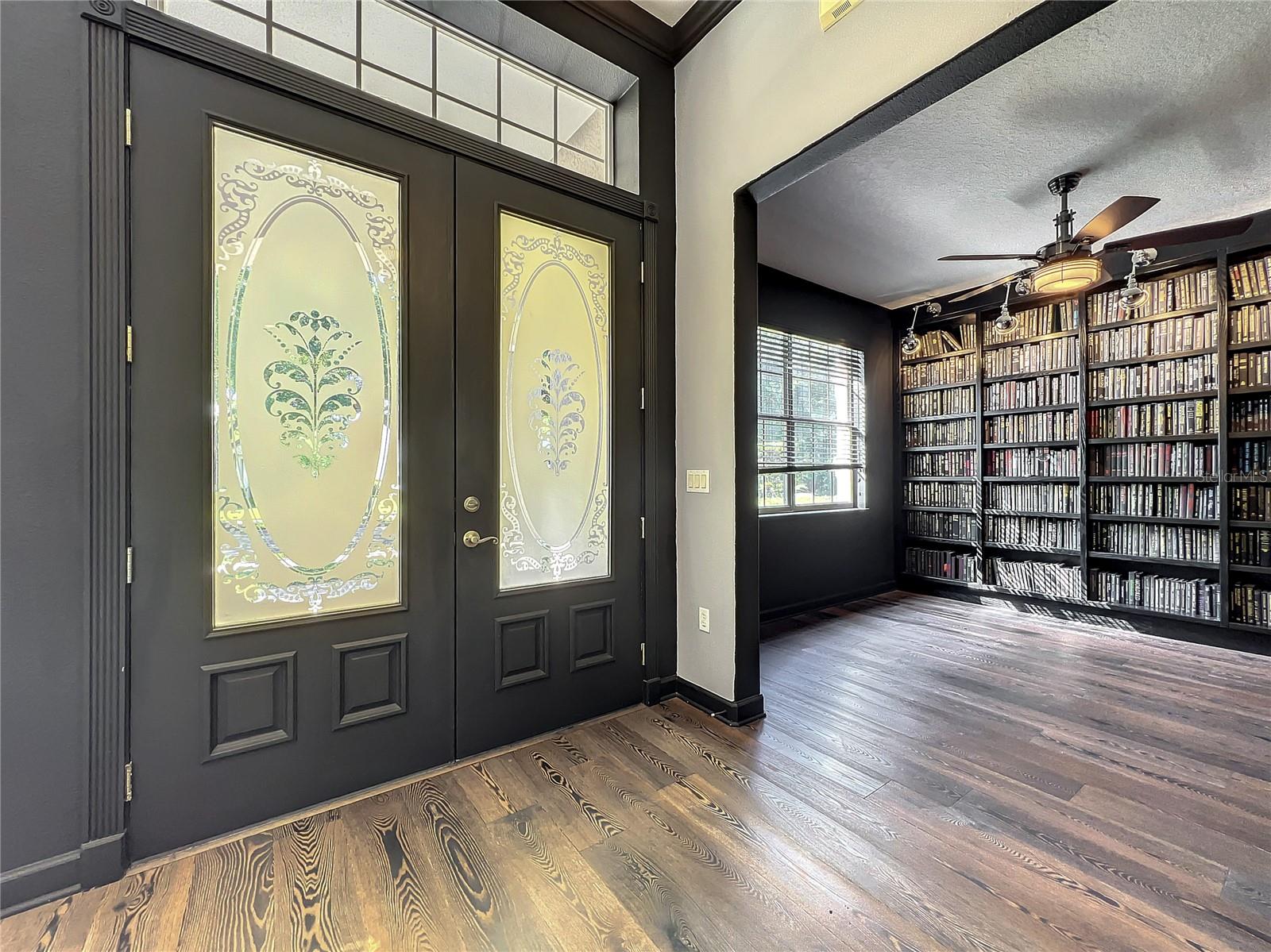 Image 5 of 73 For 10041 Oak Quarry Drive