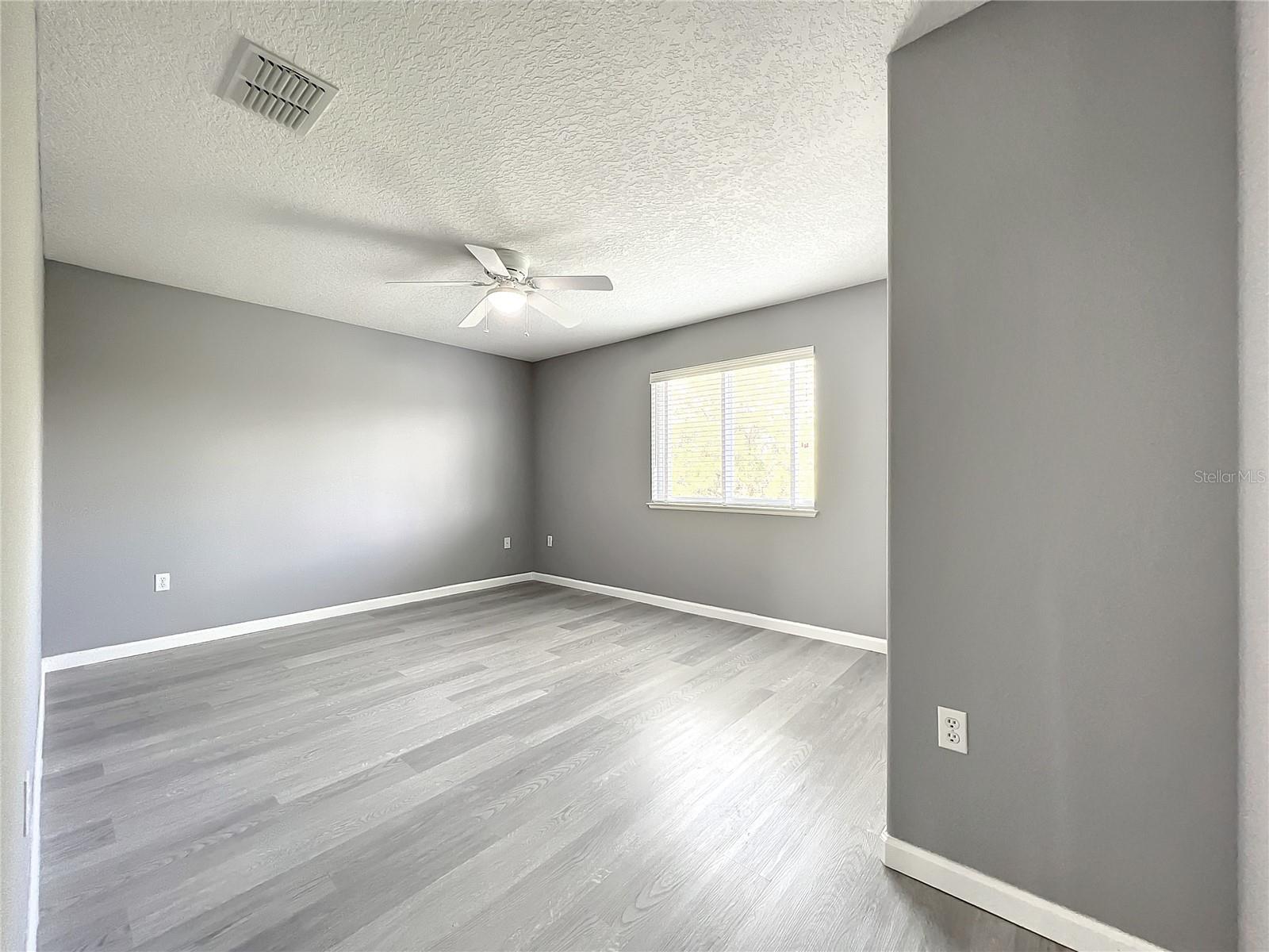 Image 57 of 73 For 10041 Oak Quarry Drive