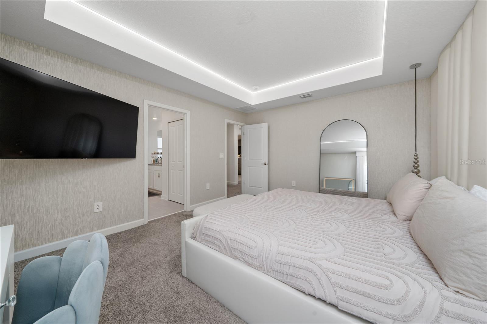 Image 22 of 37 For 11934 Language Way