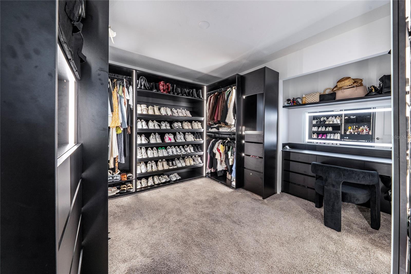 Image 30 of 37 For 11934 Language Way