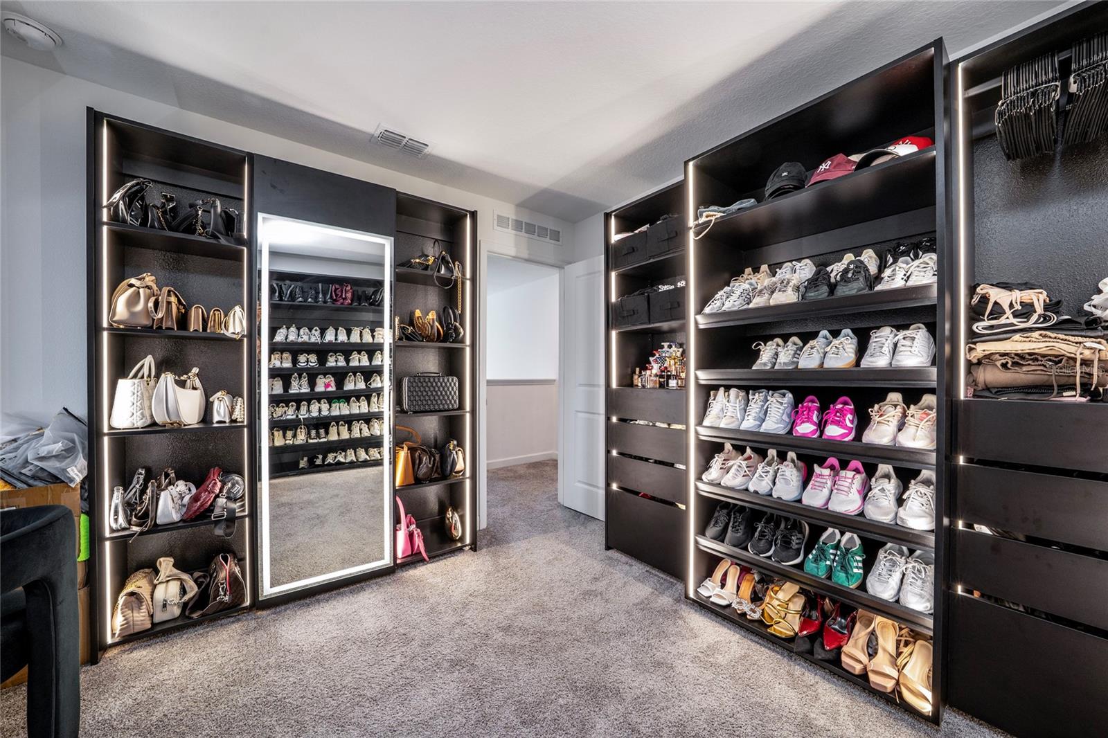 Image 31 of 37 For 11934 Language Way