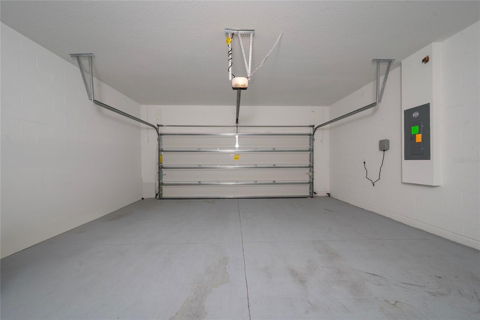 Image 34 of 37 For 11934 Language Way