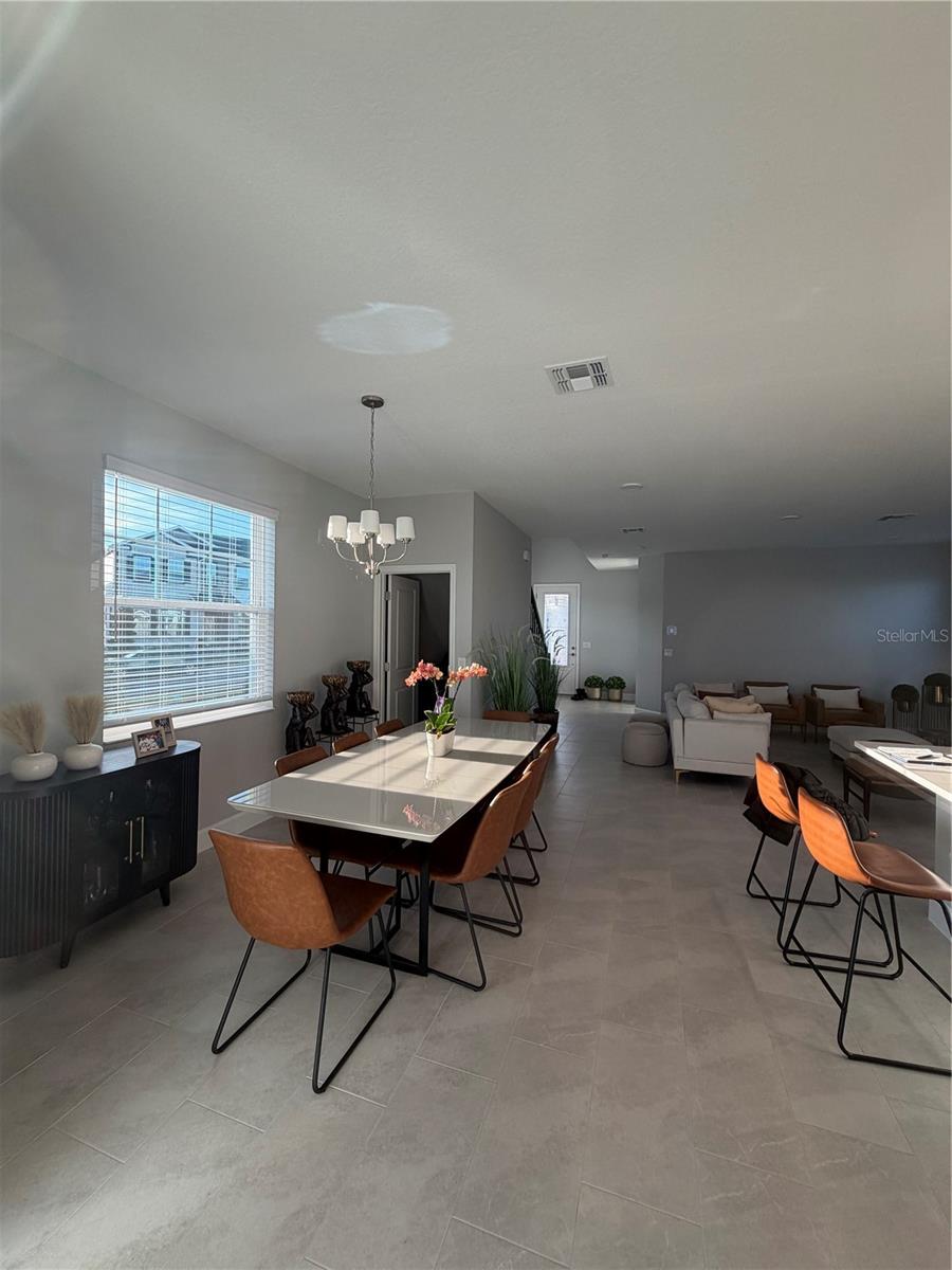 Image 10 of 32 For 1389 Lumpini Street