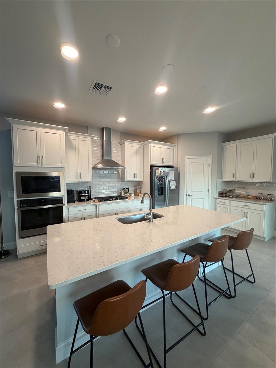 Image 14 of 32 For 1389 Lumpini Street