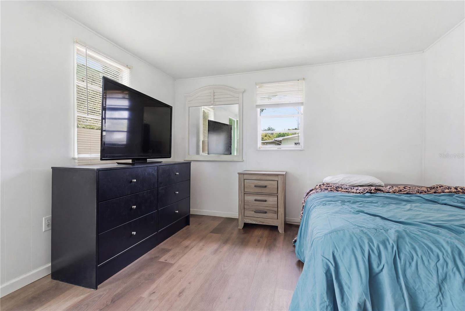 Image 12 of 17 For 2823 Hertha Avenue