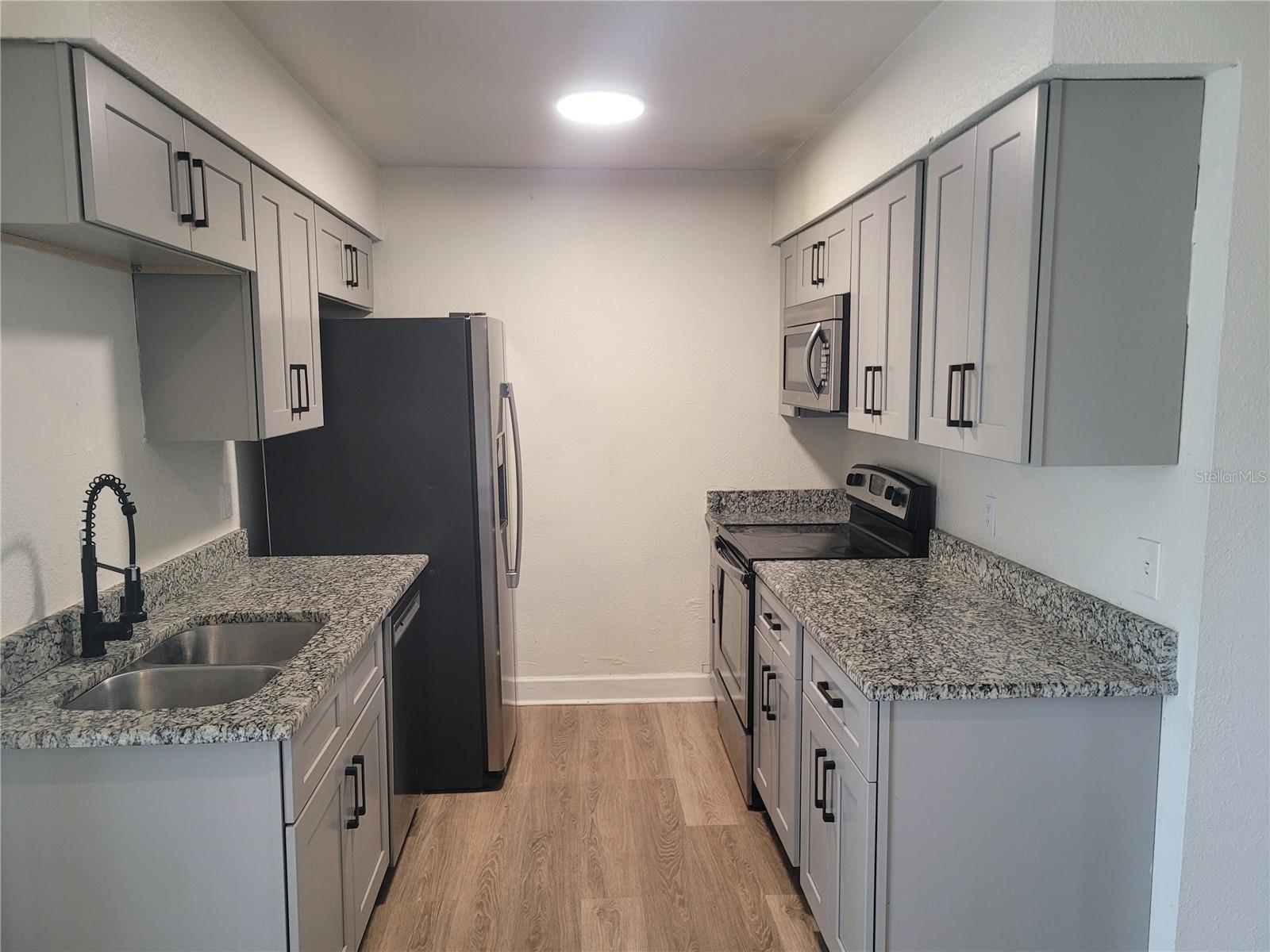 Image 20 of 26 For 1236 Dovehill Drive 1248