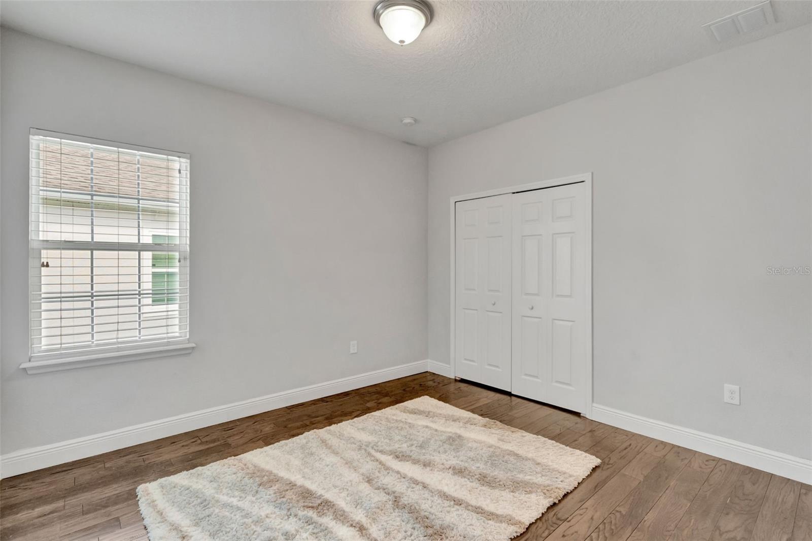 Image 30 of 41 For 4892 Beach Boulevard