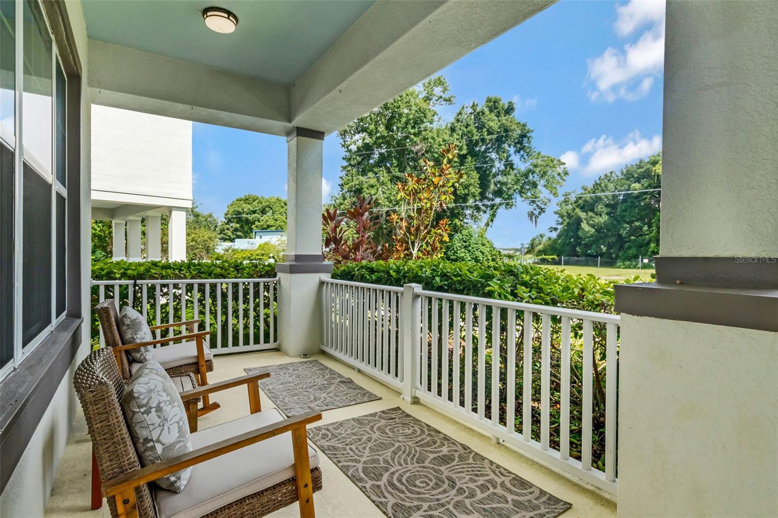 Image 4 of 41 For 4892 Beach Boulevard