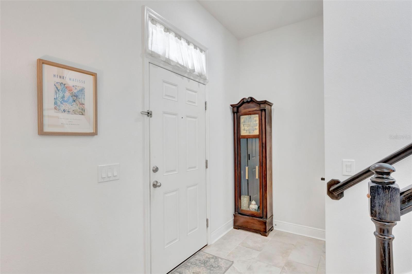 Image 5 of 41 For 4892 Beach Boulevard