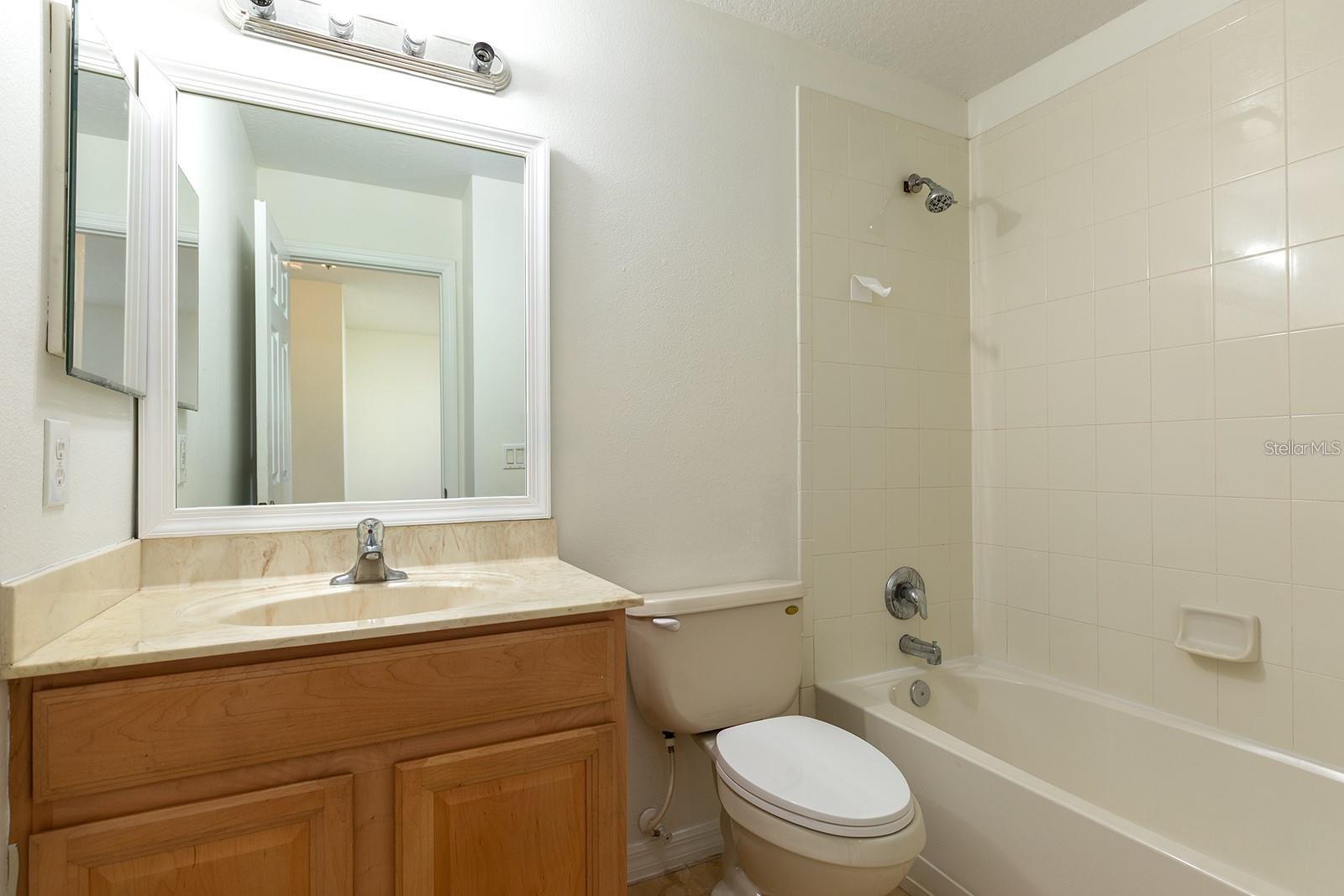 Image 12 of 21 For 4020 Pitch Pine Circle