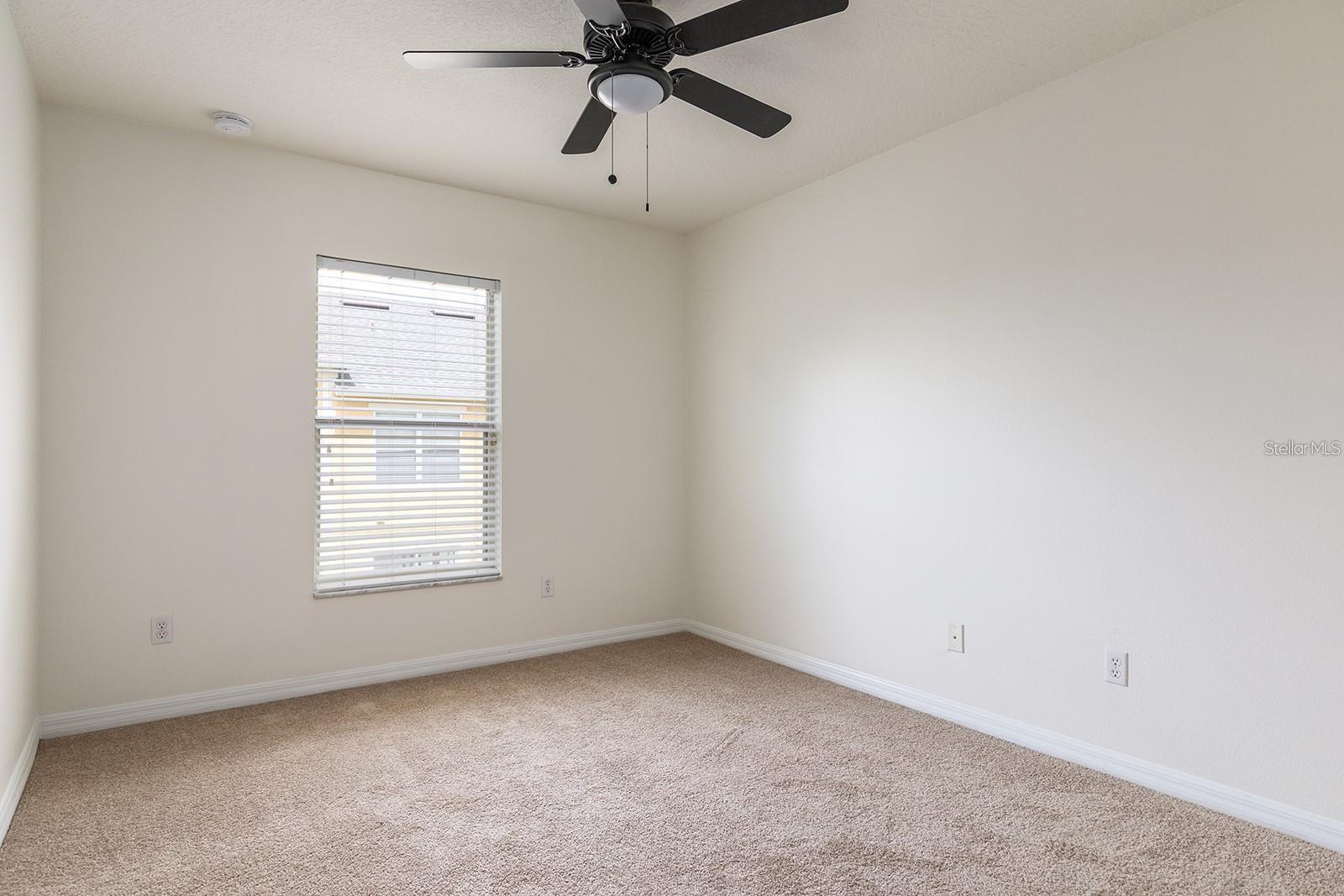 Image 13 of 21 For 4020 Pitch Pine Circle