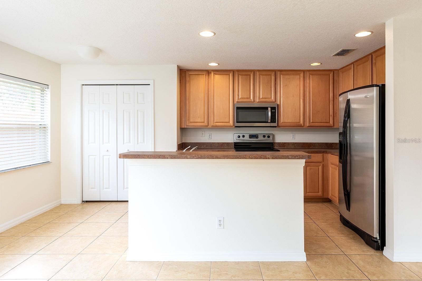 Image 7 of 21 For 4020 Pitch Pine Circle