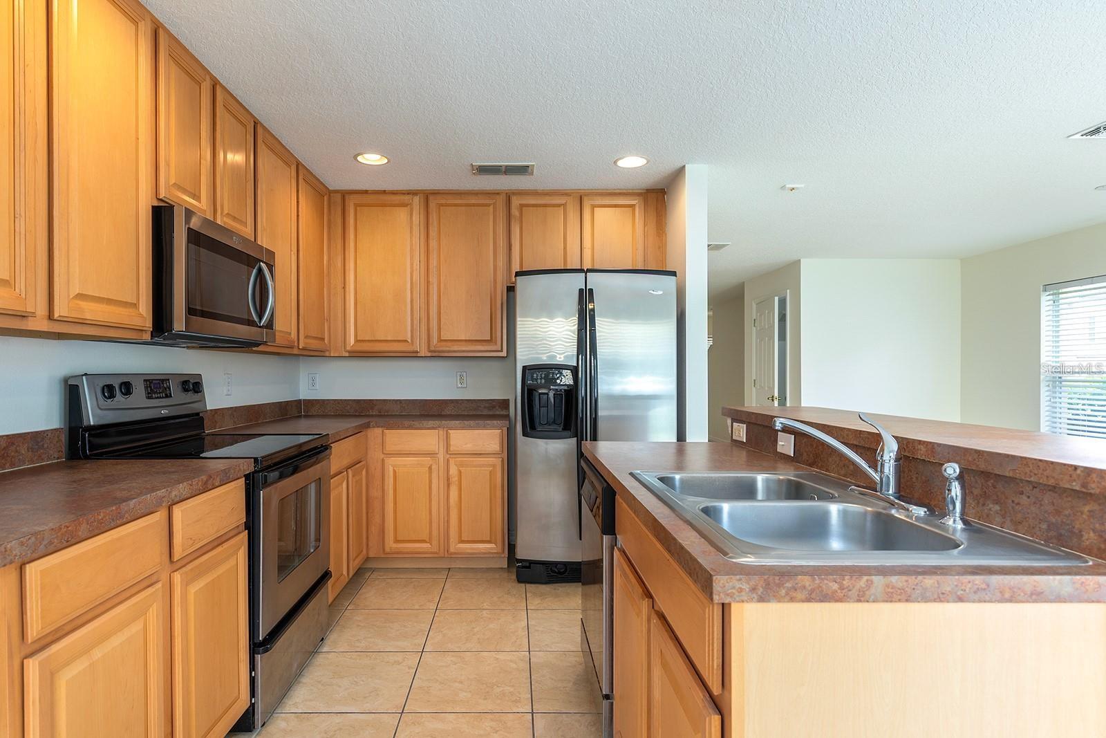 Image 8 of 21 For 4020 Pitch Pine Circle