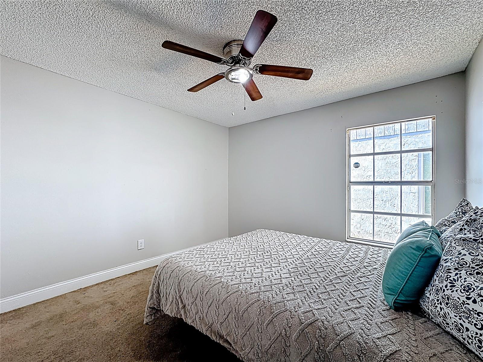 Image 15 of 35 For 6582 Meritmoor Circle