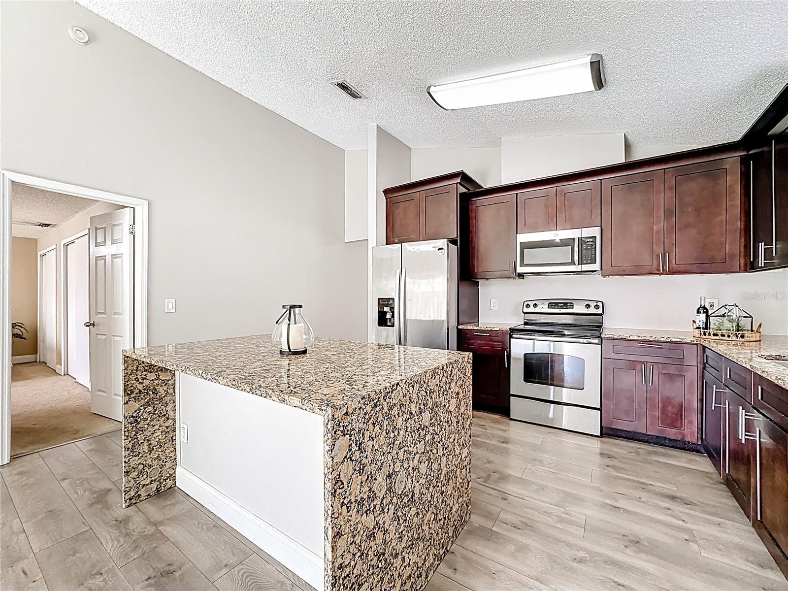 Image 2 of 35 For 6582 Meritmoor Circle